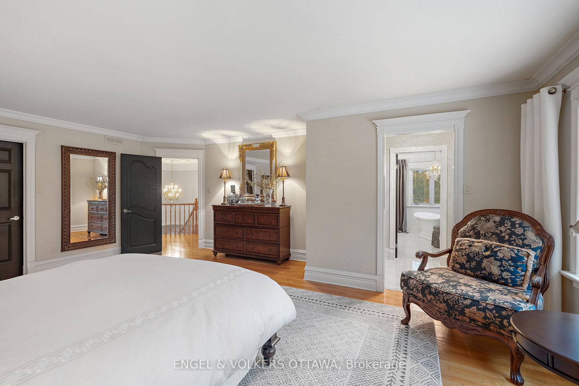 Photo 23 of 1329 Squire Drive, Ottawa, Manotick East to Manotick Station — HOMEH