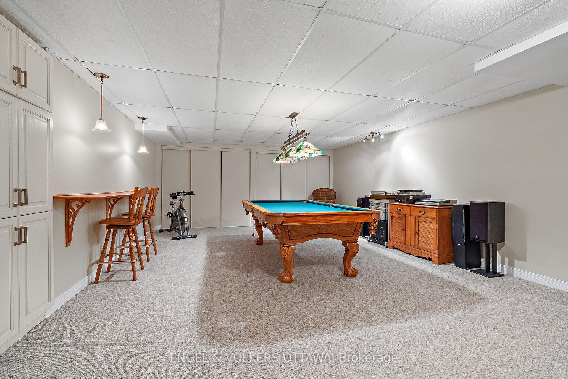 Photo 32 of 1329 Squire Drive, Ottawa, Manotick East to Manotick Station — HOMEH