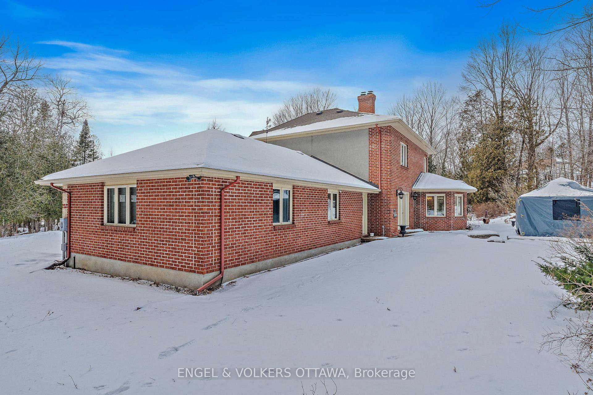 Photo 35 of 1329 Squire Drive, Ottawa, Manotick East to Manotick Station — HOMEH