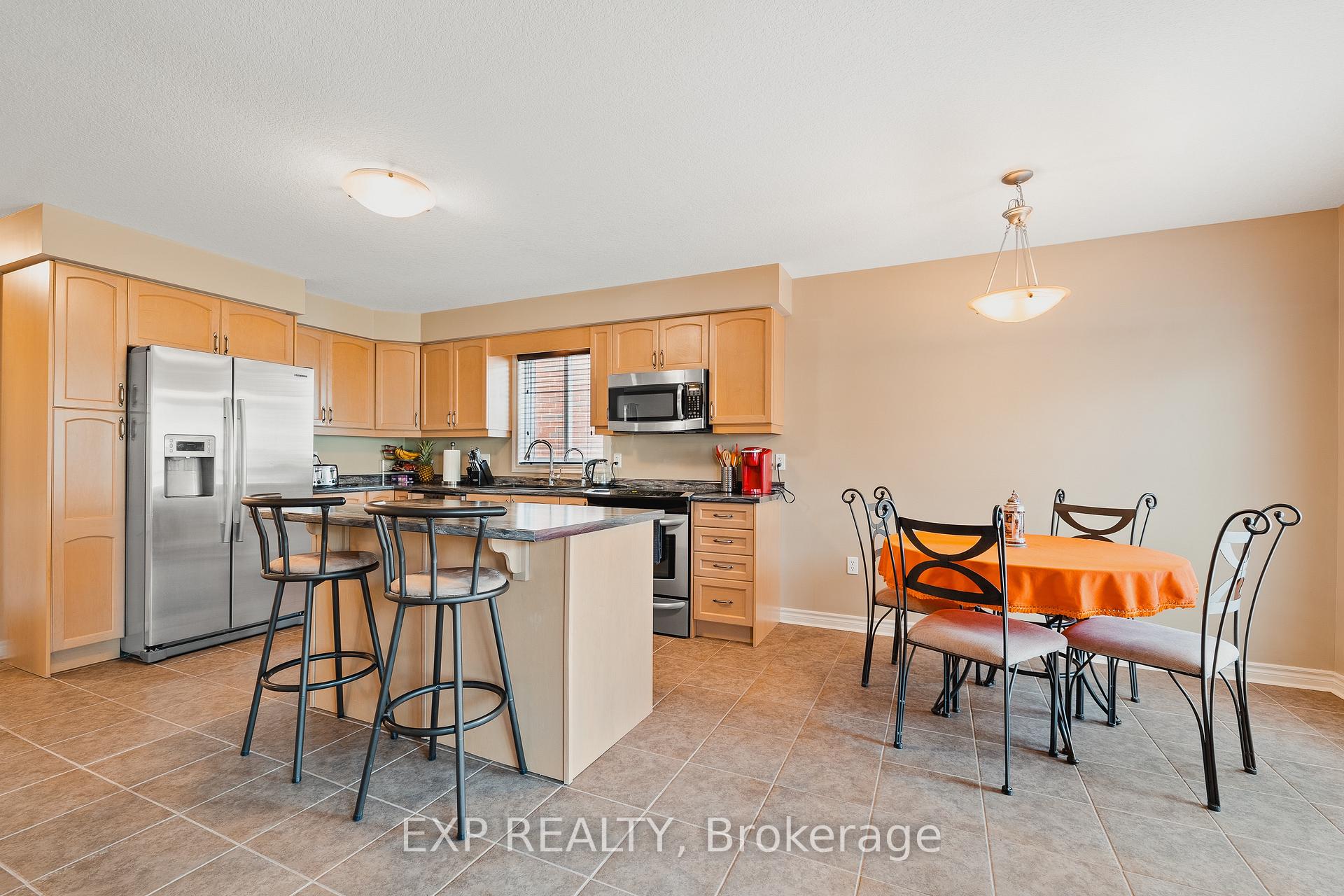 Photo 6 of 98 Riehm Street, Kitchener — HOMEH
