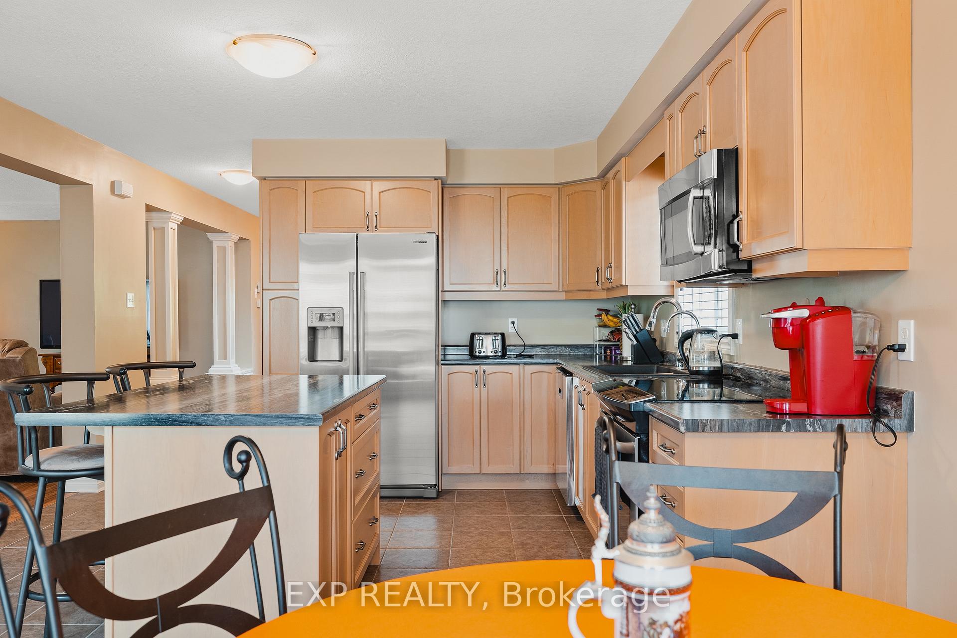Photo 7 of 98 Riehm Street, Kitchener — HOMEH