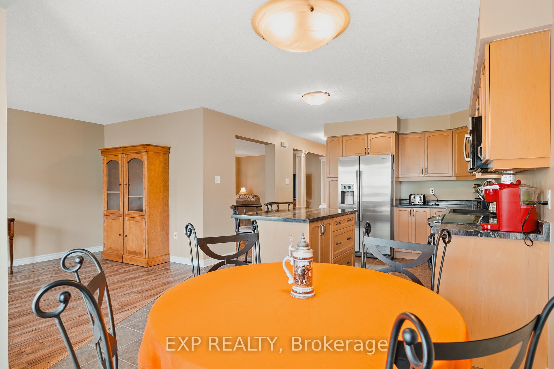 Photo 11 of 98 Riehm Street, Kitchener — HOMEH