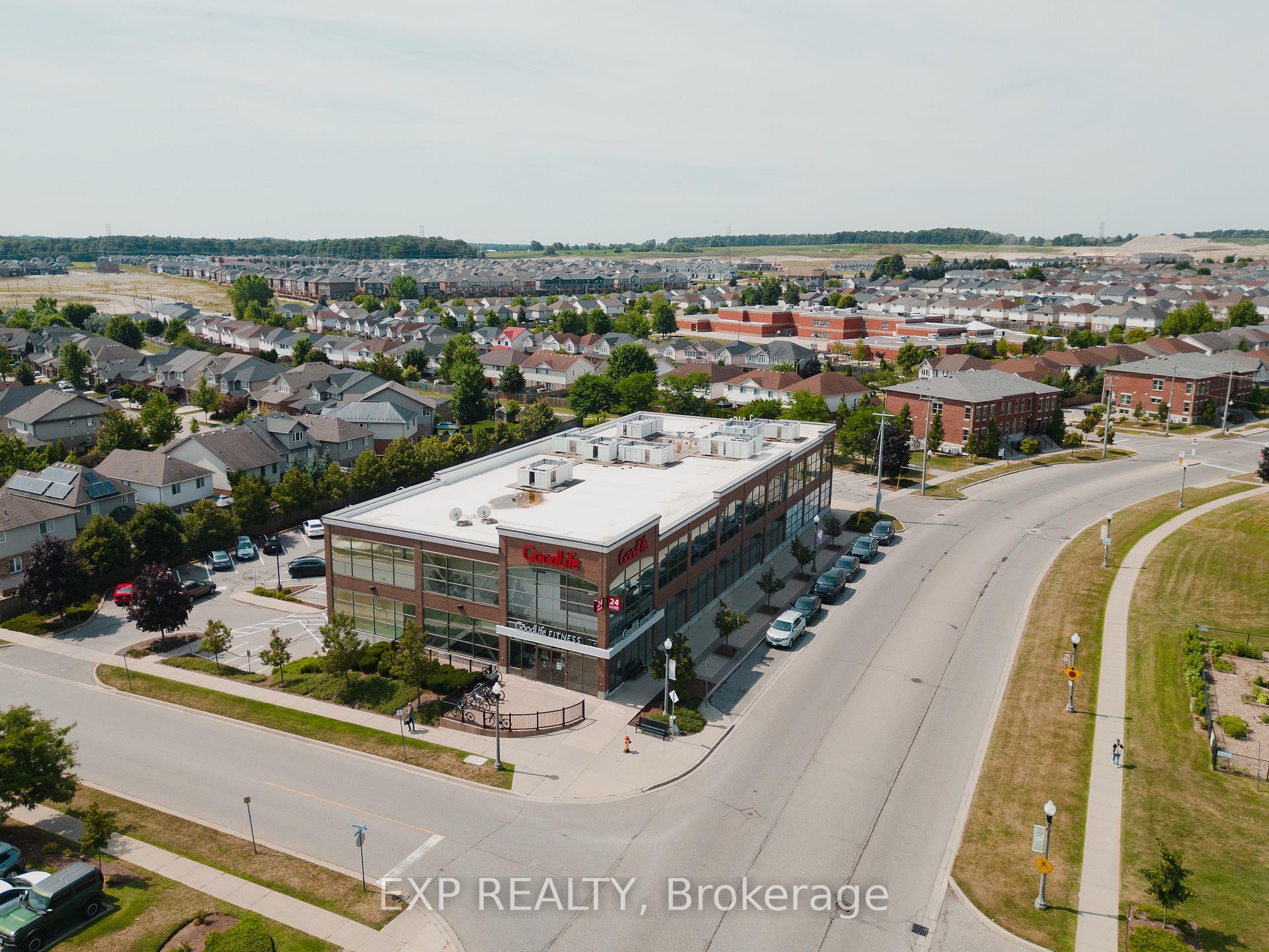 Photo 33 of 98 Riehm Street, Kitchener — HOMEH
