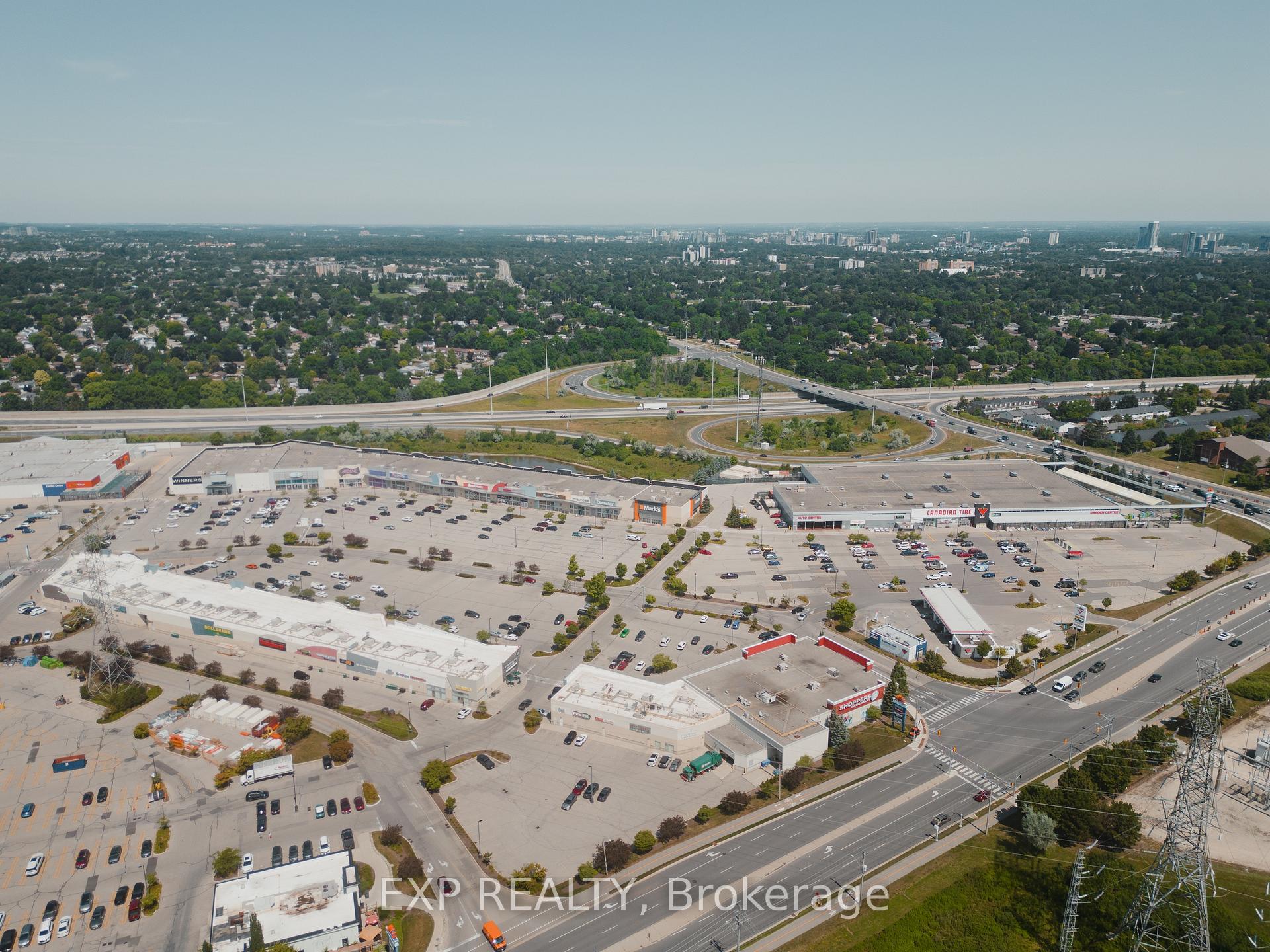Photo 39 of 98 Riehm Street, Kitchener — HOMEH