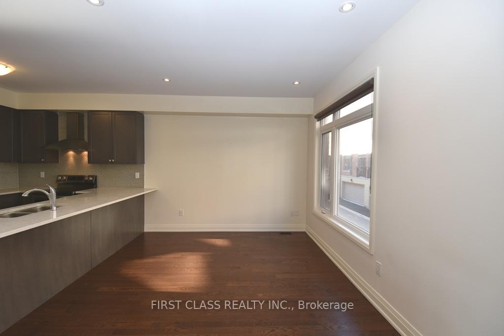 Photo 8 of 24 Teasel Way, Markham, Unionville — HOMEH