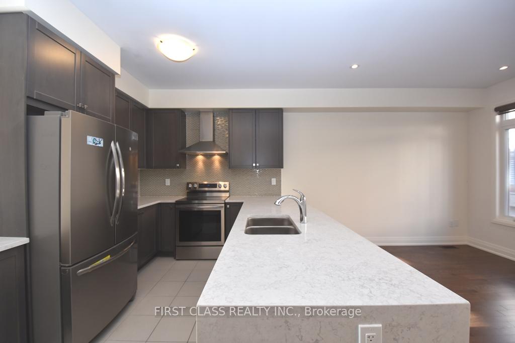 Photo 9 of 24 Teasel Way, Markham, Unionville — HOMEH