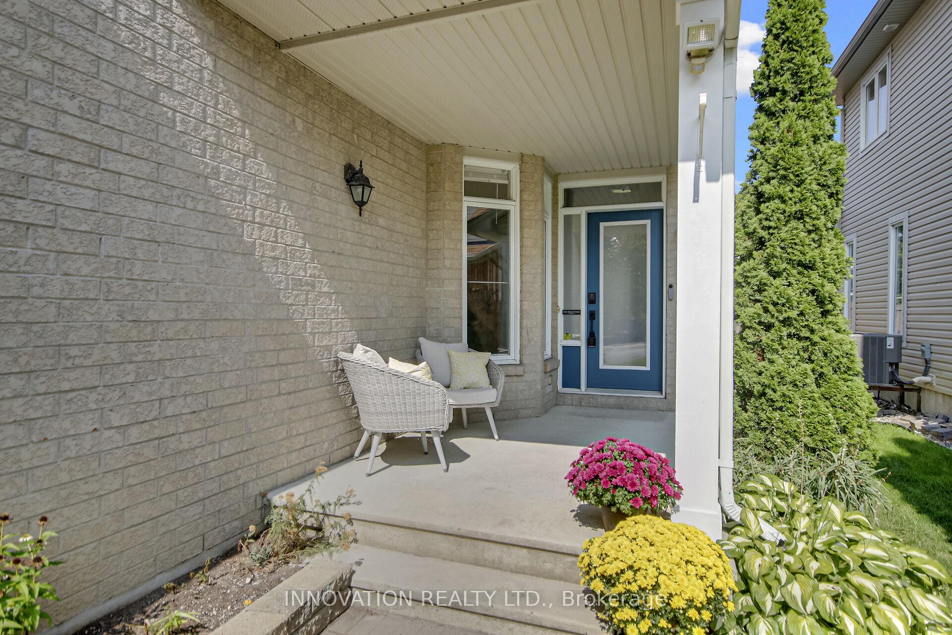 Photo 2 of 16 Sauble Drive, Ottawa, Kanata - Bridlewood — HOMEH