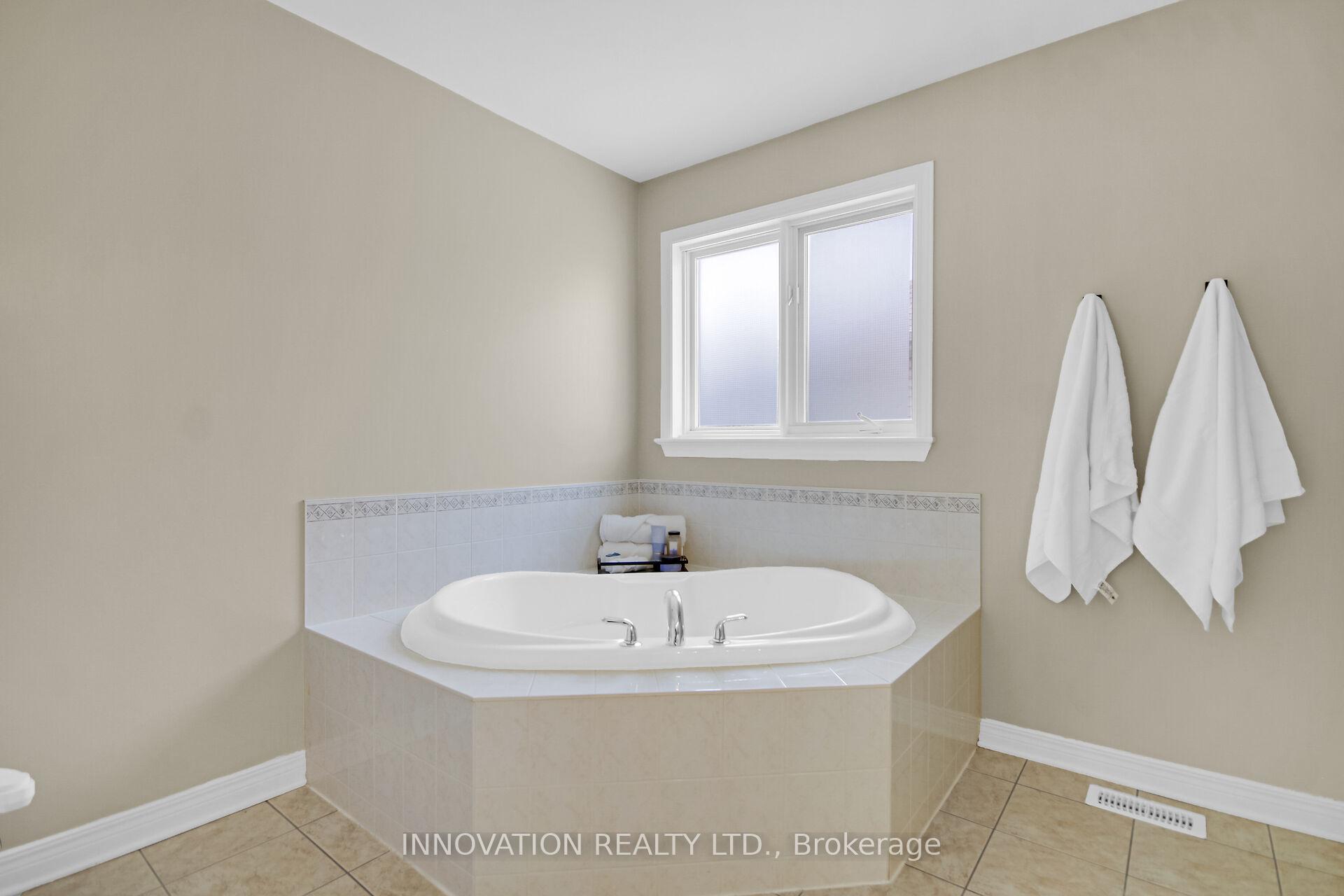Photo 25 of 16 Sauble Drive, Ottawa, Kanata - Bridlewood — HOMEH