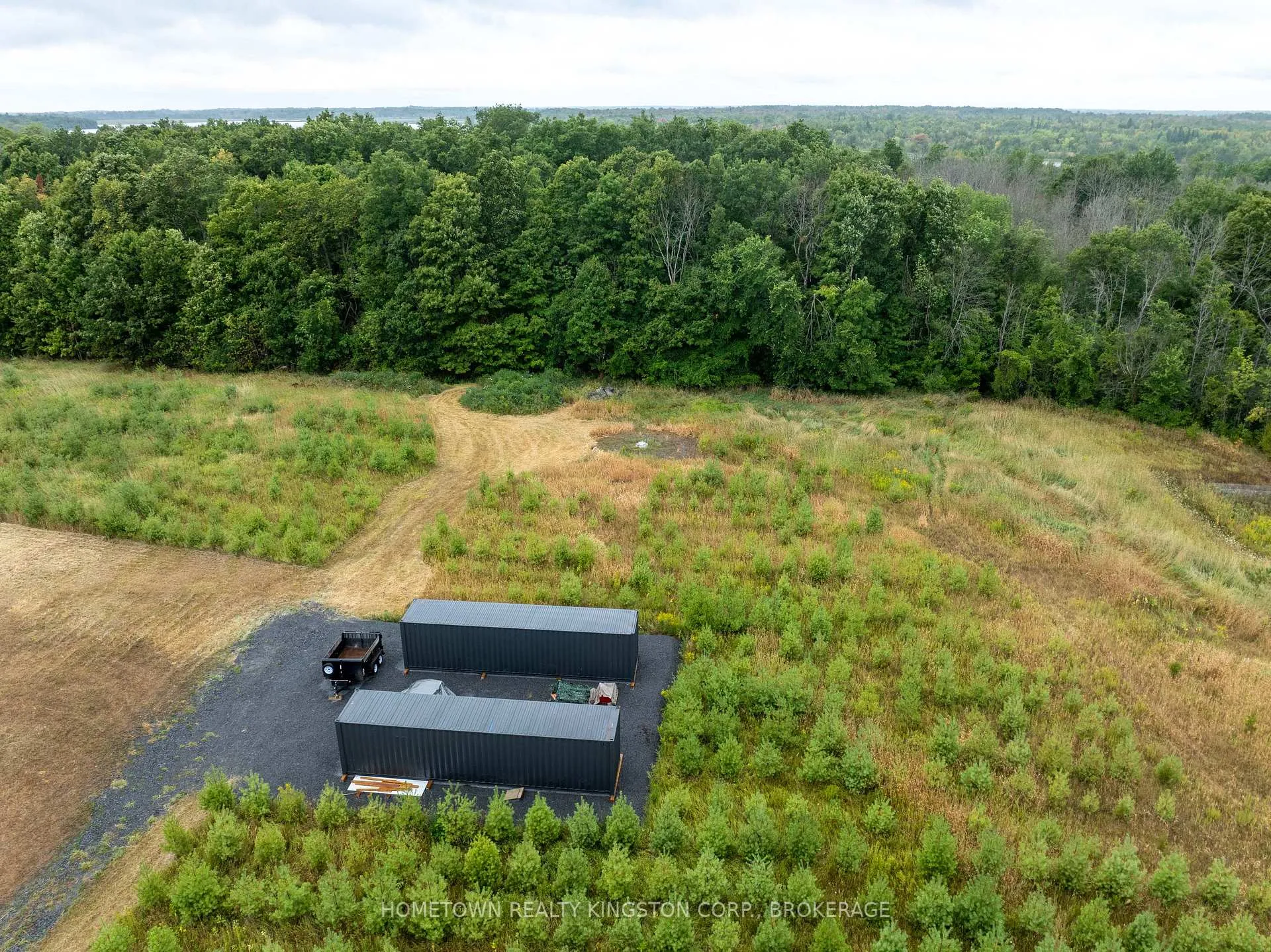 Photo 4 of 2435 Quabbin Road, Kingston, City North of 401 — HOMEH