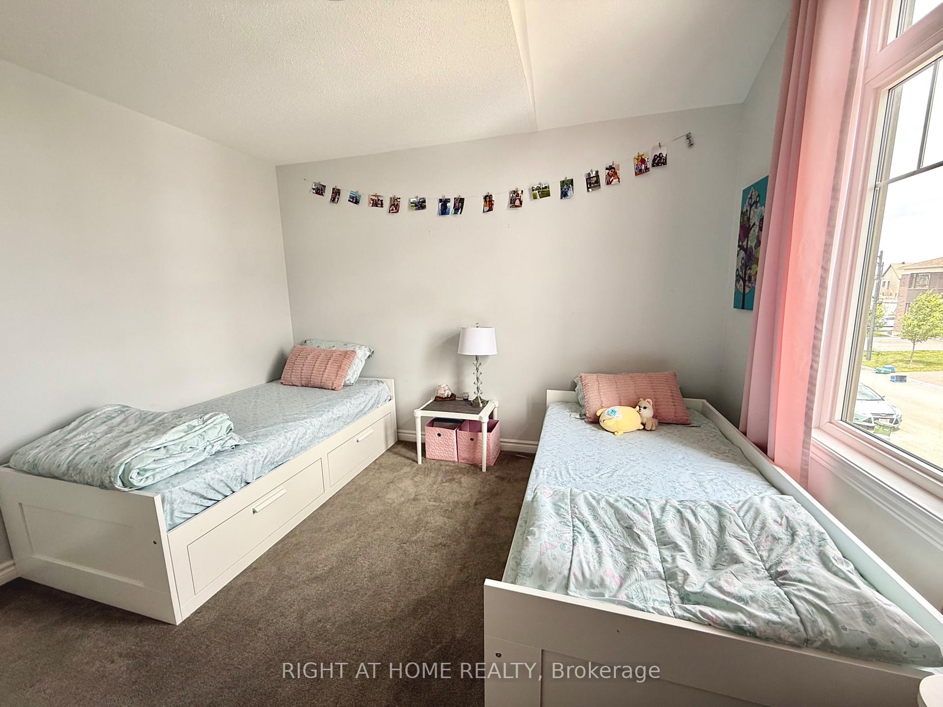 Photo 21 of 765 Brittanic Road, Ottawa, Kanata - Emerald Meadows/Trailwest — HOMEH