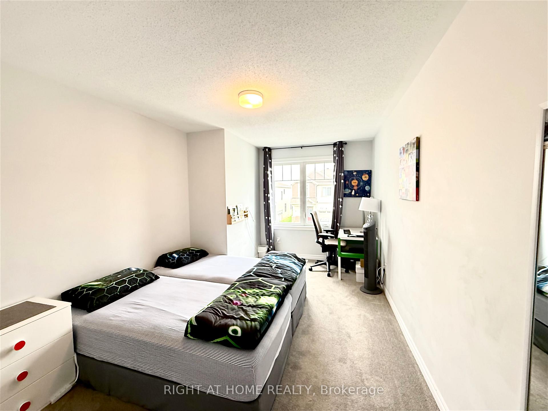 Photo 23 of 765 Brittanic Road, Ottawa, Kanata - Emerald Meadows/Trailwest — HOMEH