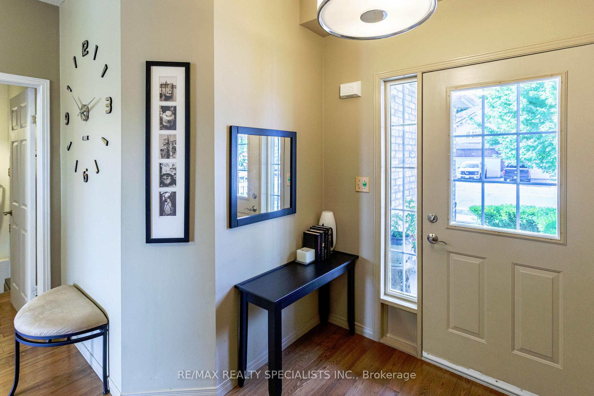 Photo 5 of 576 Activa Avenue, Kitchener — HOMEH