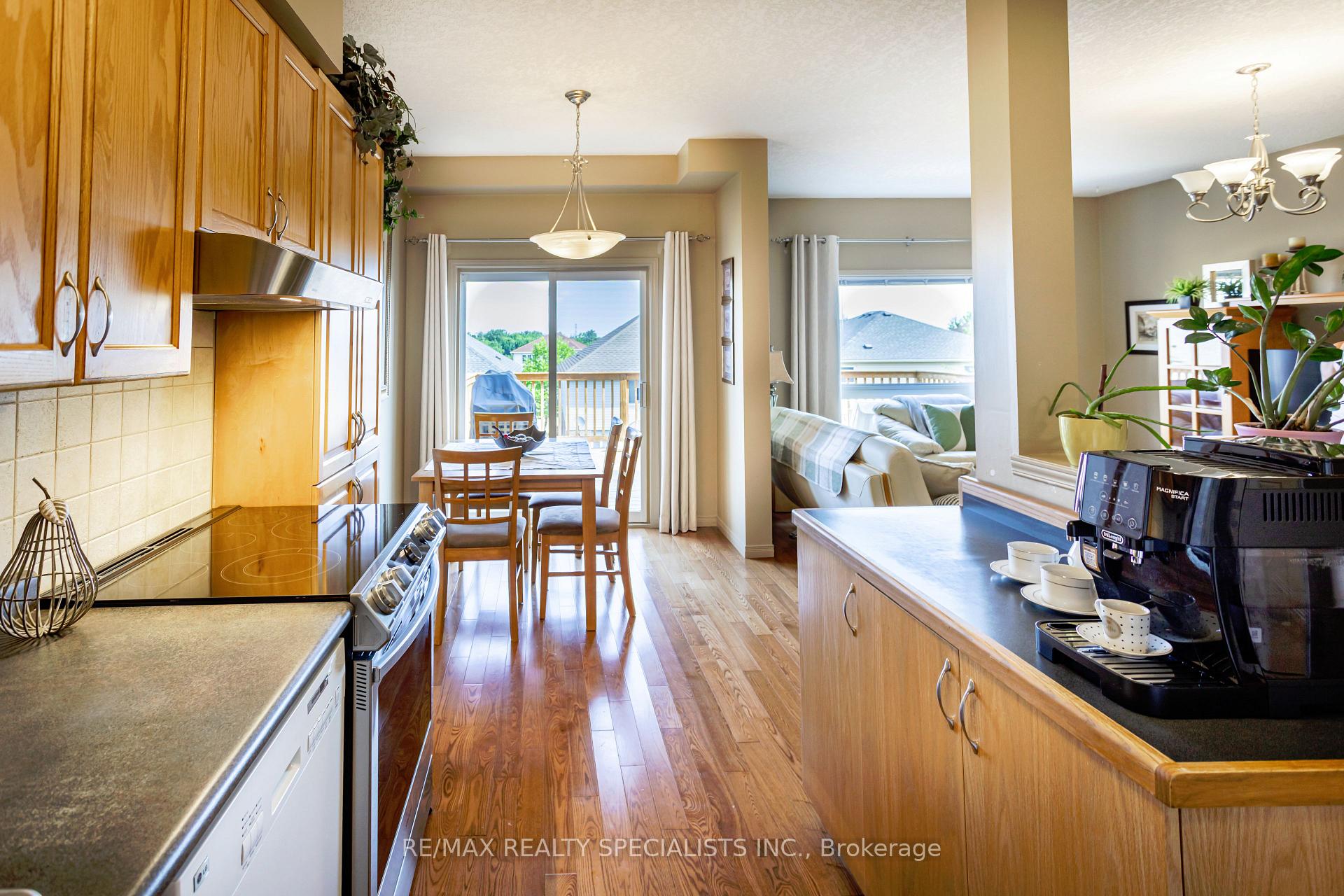 Photo 15 of 576 Activa Avenue, Kitchener — HOMEH