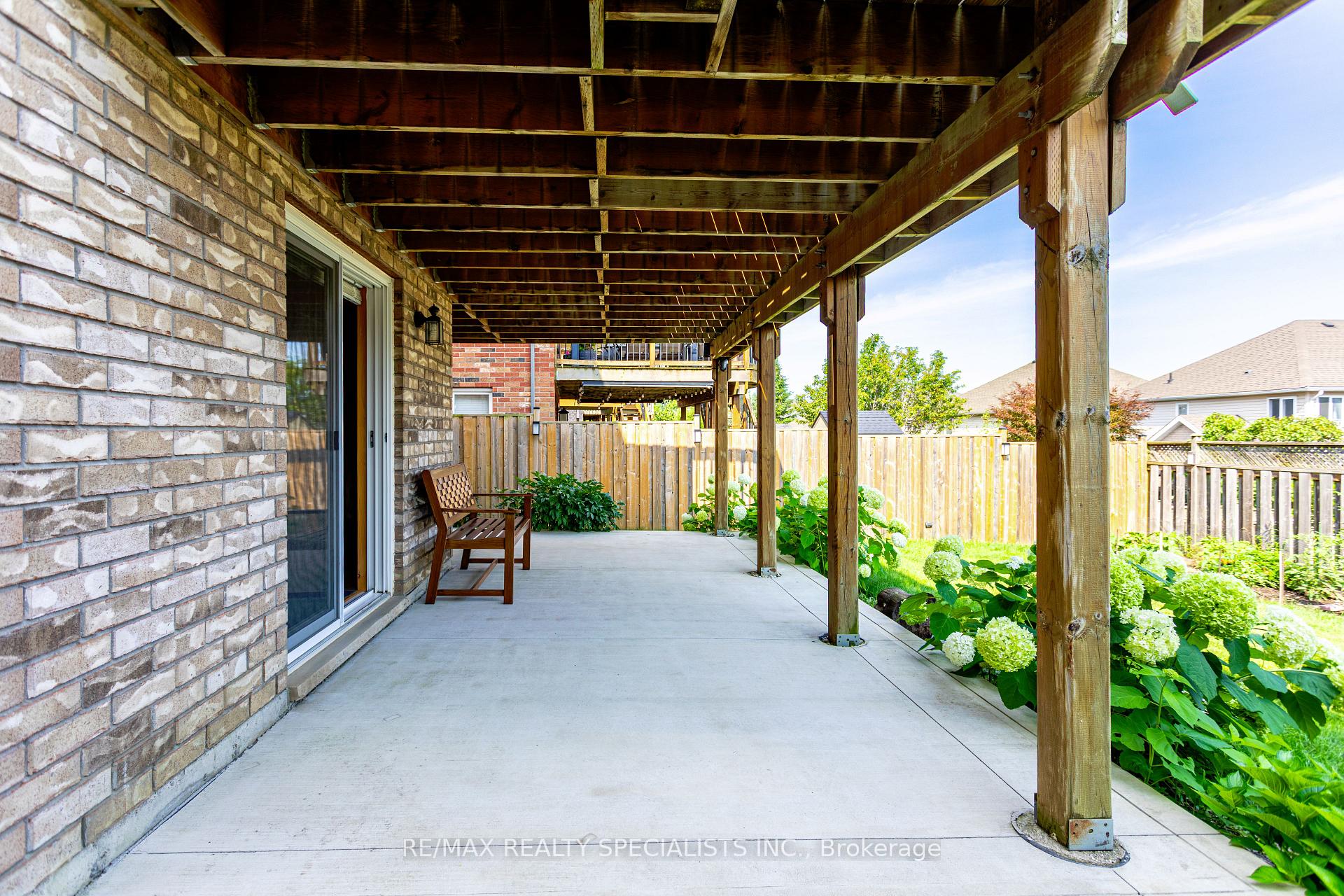 Photo 35 of 576 Activa Avenue, Kitchener — HOMEH