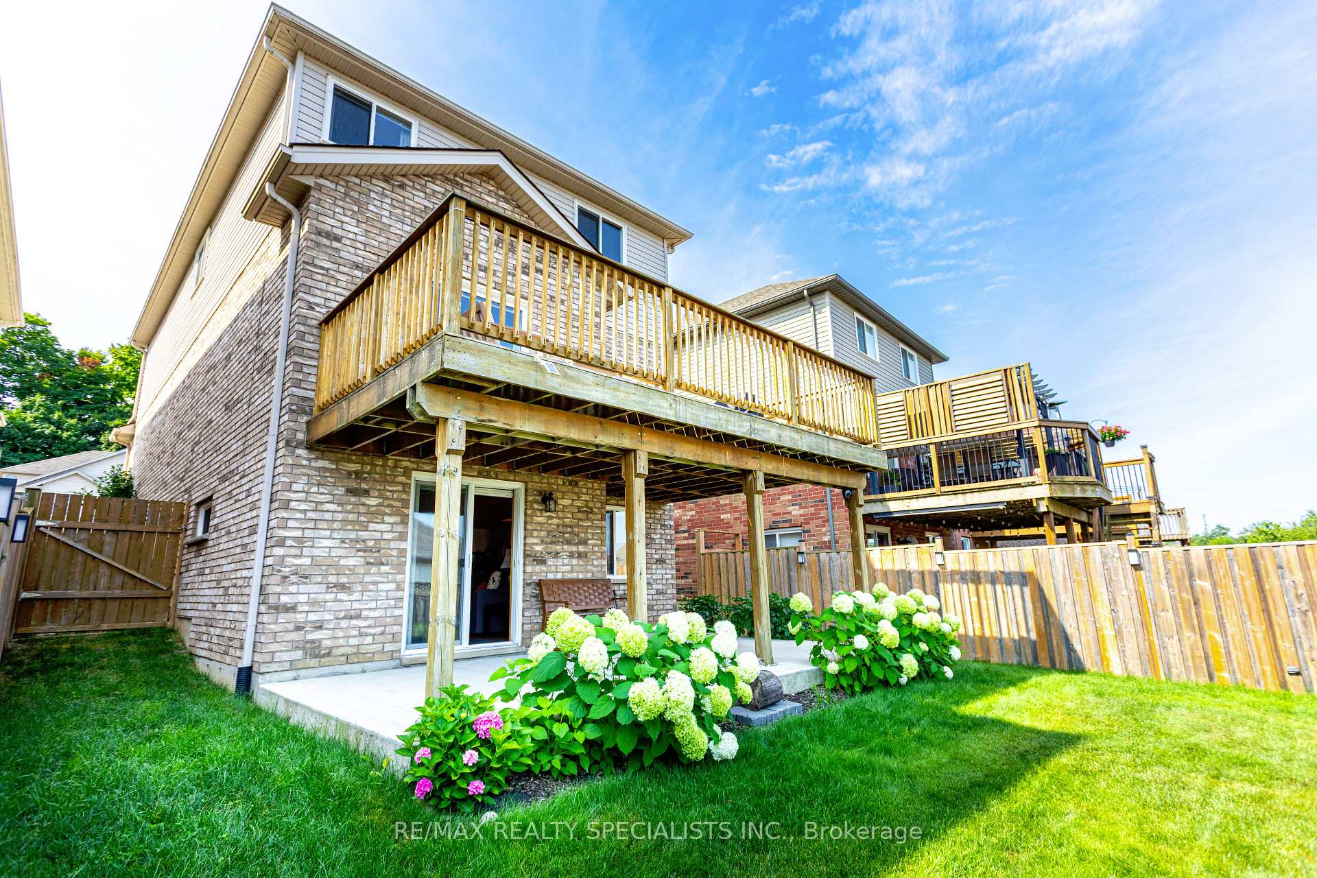Photo 37 of 576 Activa Avenue, Kitchener — HOMEH