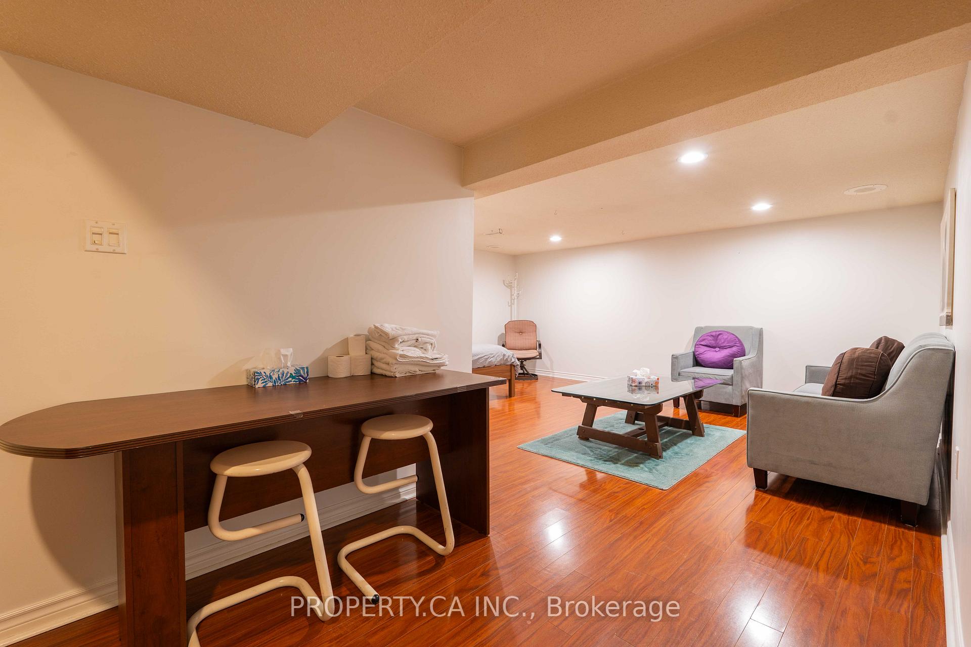 Photo 9 of Unit Basement2, 14 Blue Spruce Lane, Markham, Royal Orchard — HOMEH