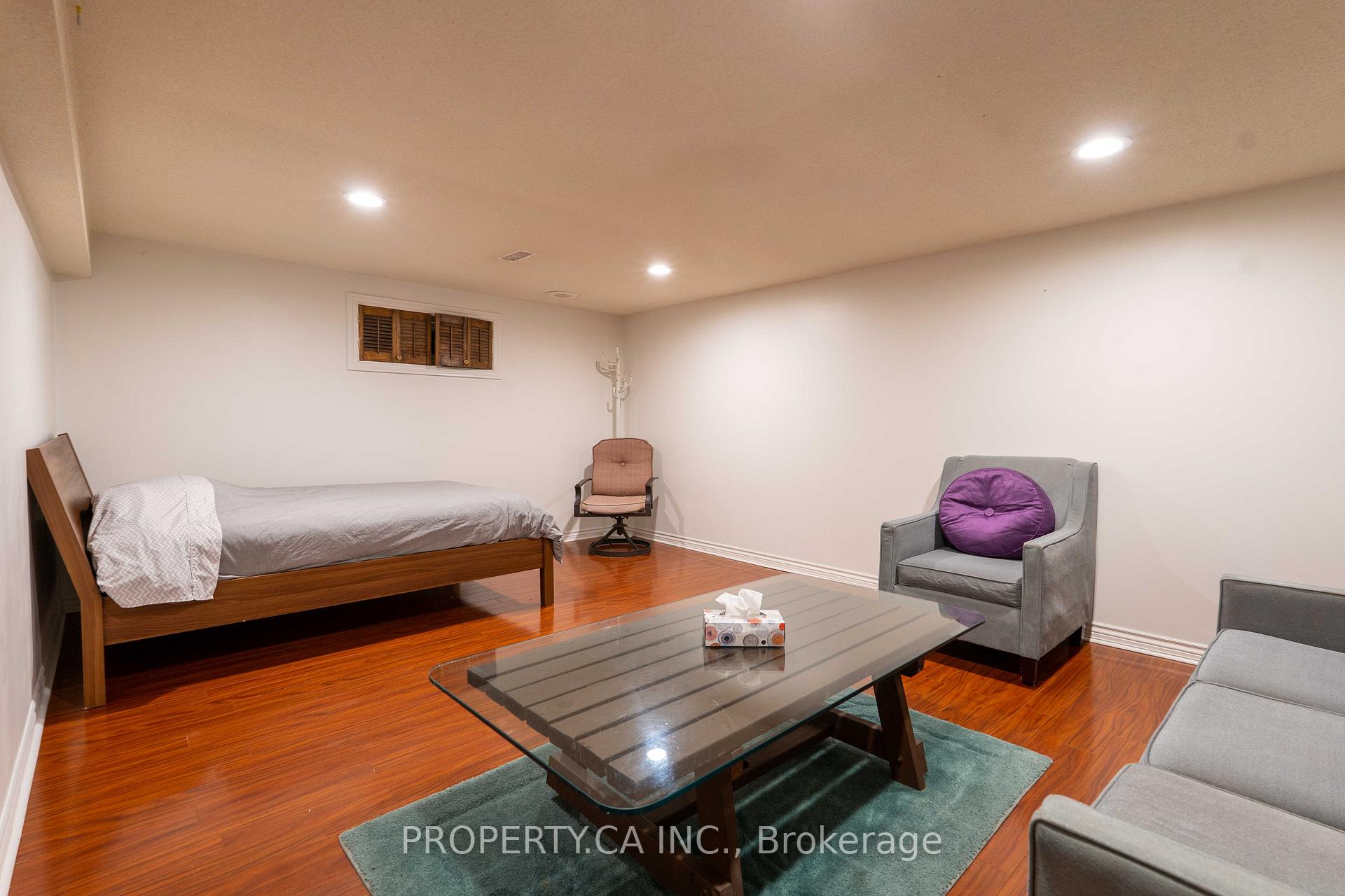 Photo 11 of Unit Basement2, 14 Blue Spruce Lane, Markham, Royal Orchard — HOMEH