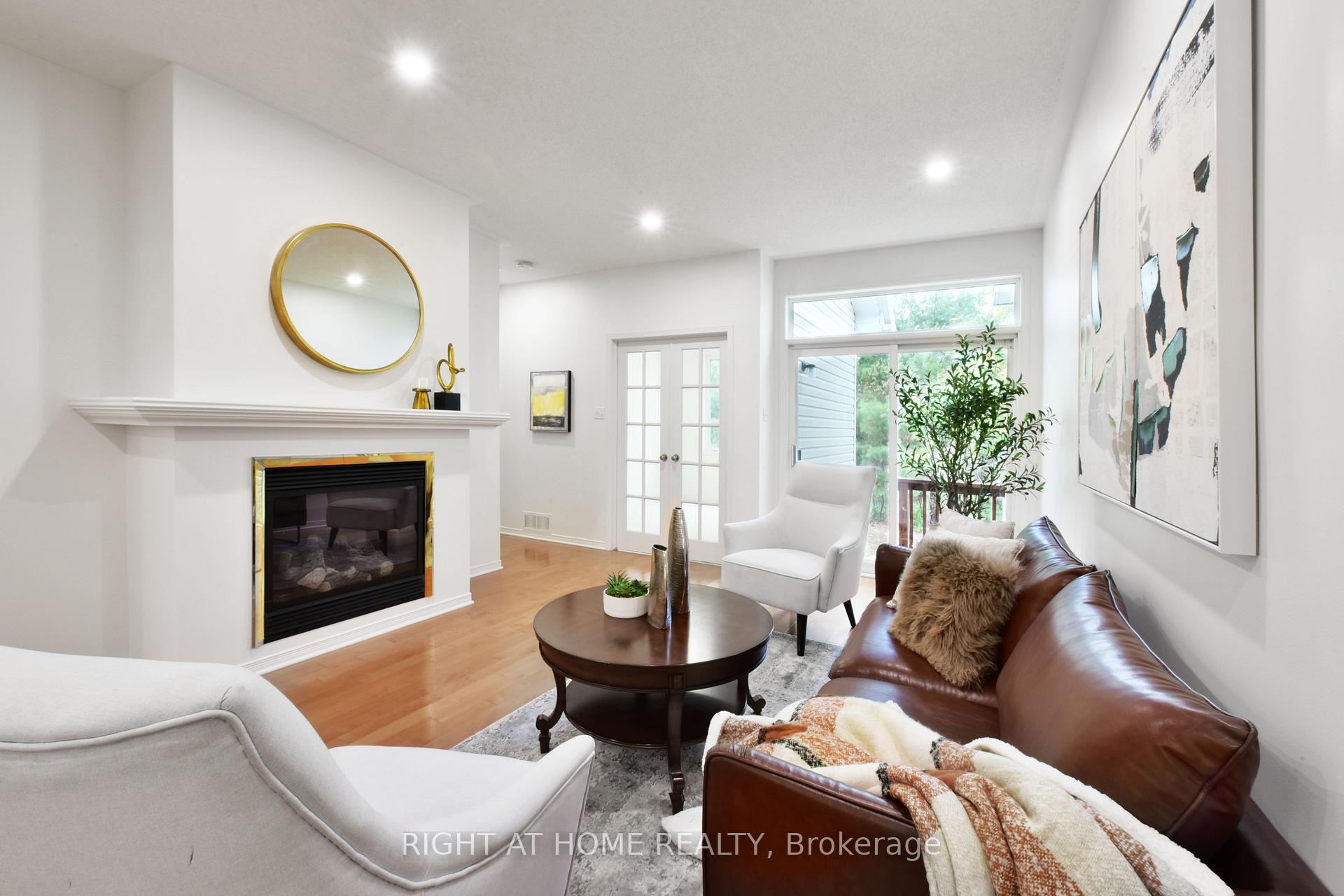 Photo 20 of 321 Breckenridge Crescent, Ottawa, Kanata - Morgan's Grant/South March — HOMEH