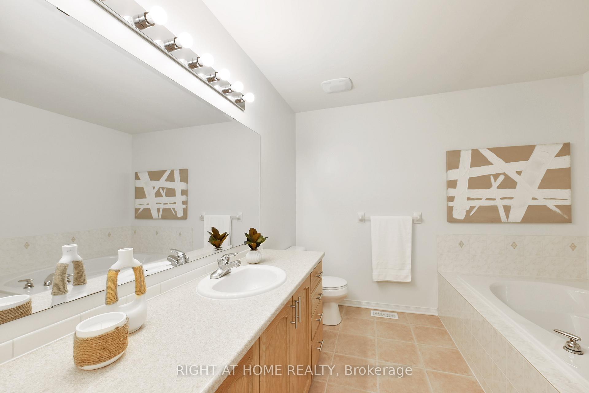 Photo 26 of 321 Breckenridge Crescent, Ottawa, Kanata - Morgan's Grant/South March — HOMEH