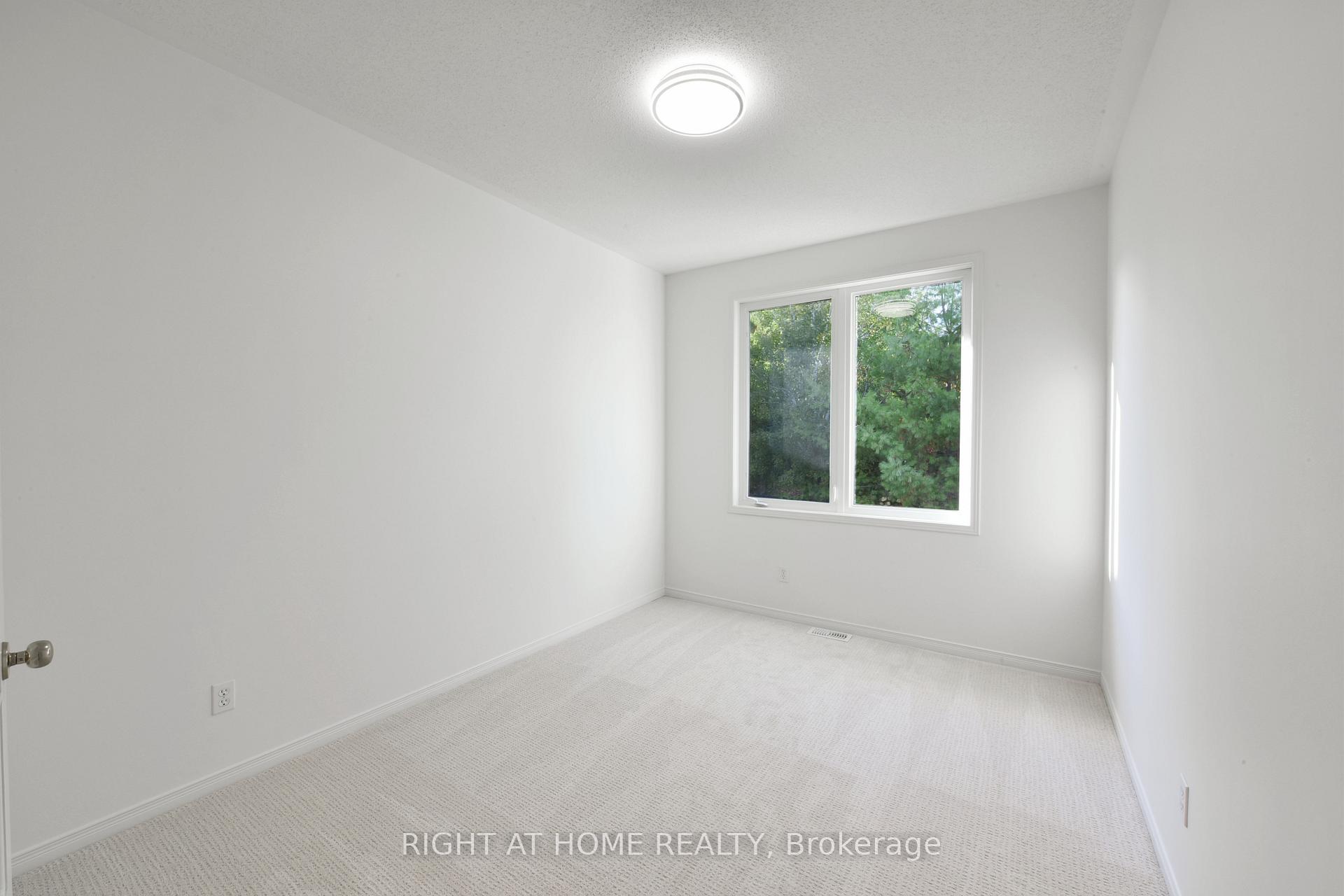 Photo 28 of 321 Breckenridge Crescent, Ottawa, Kanata - Morgan's Grant/South March — HOMEH