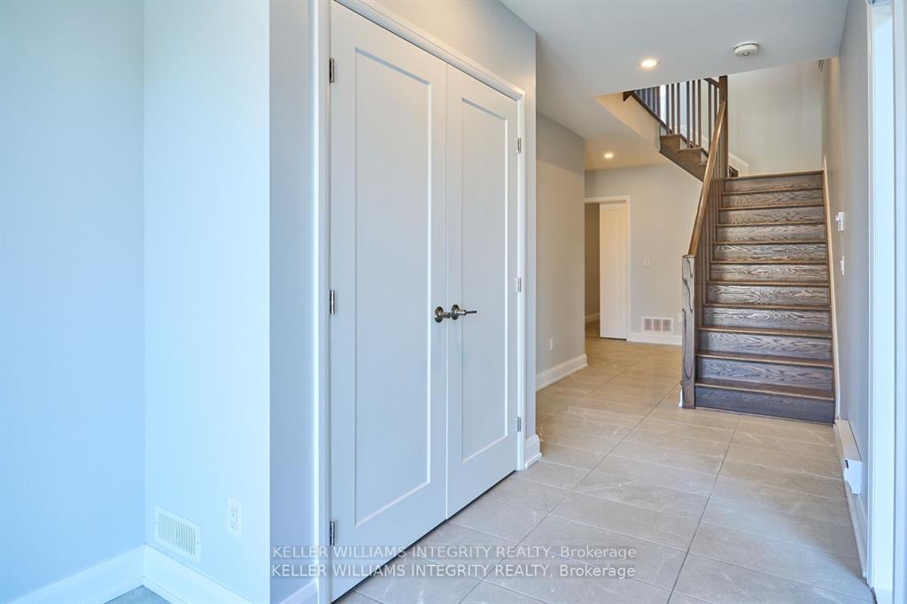 Photo 3 of 157 Boundstone Way, Ottawa, Kanata - Kanata Lakes/Heritage Hills — HOMEH