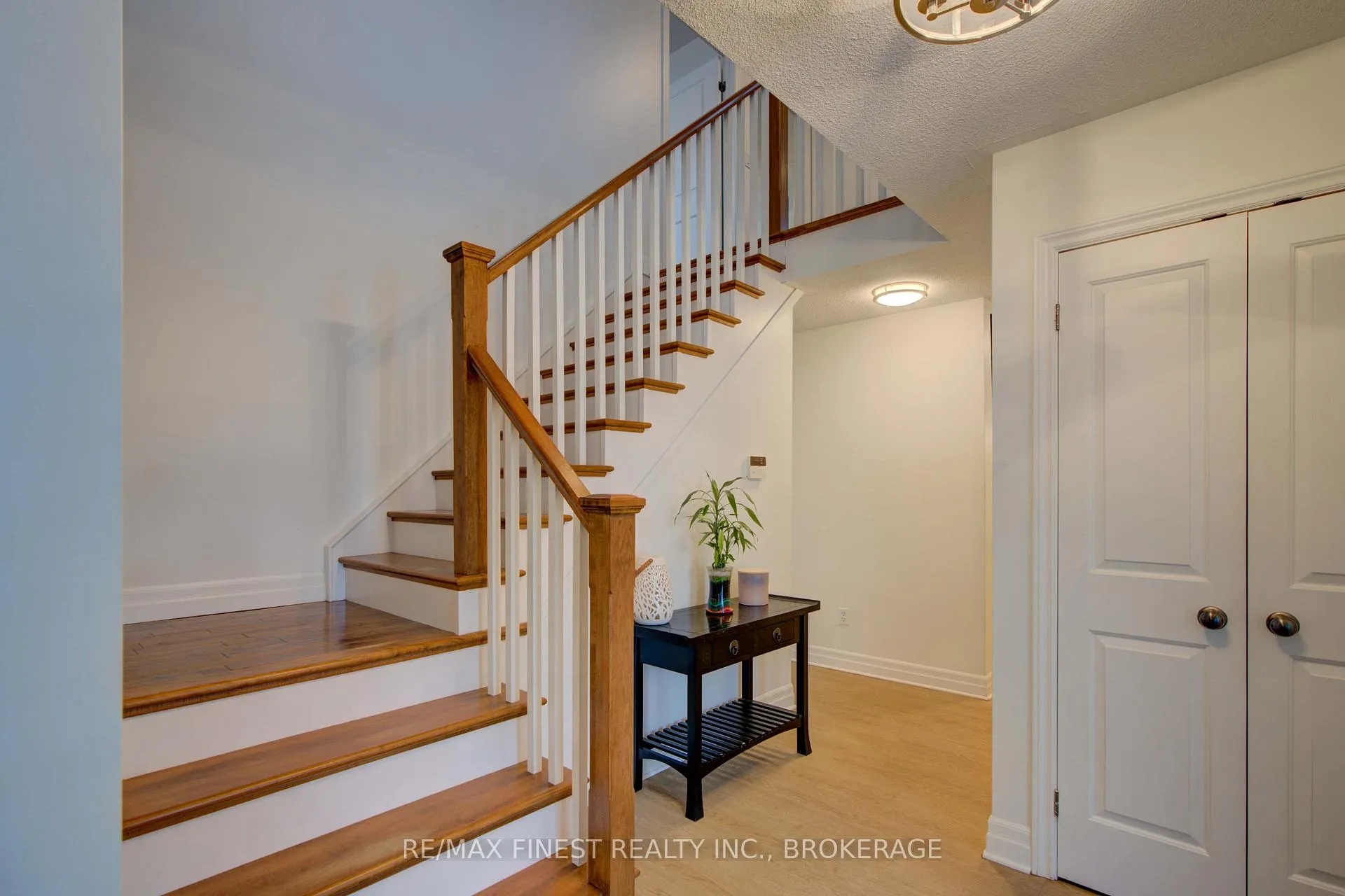 Photo 9 of 921 Jasper Court, Kingston, North of Taylor-Kidd Blvd — HOMEH