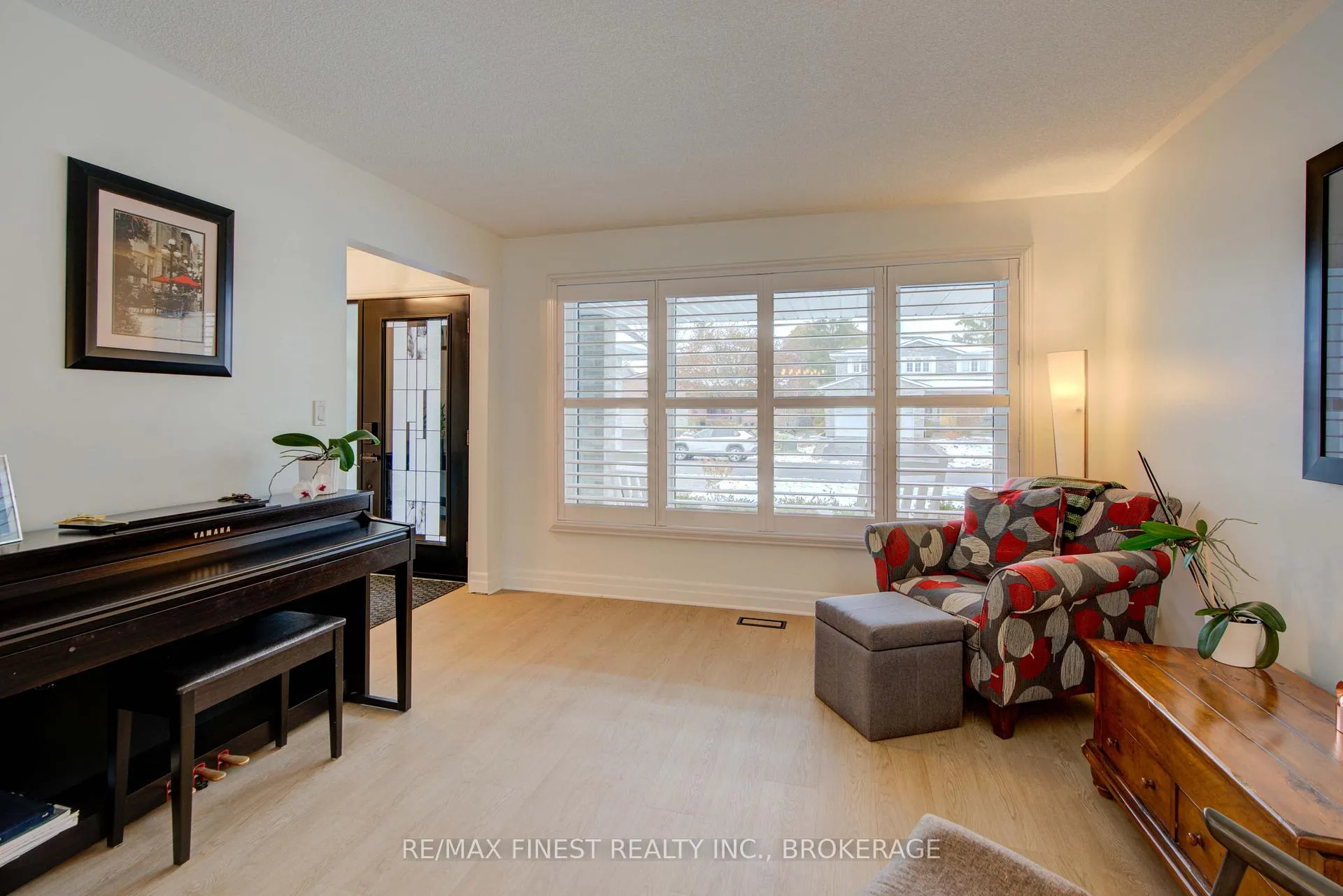 Photo 12 of 921 Jasper Court, Kingston, North of Taylor-Kidd Blvd — HOMEH