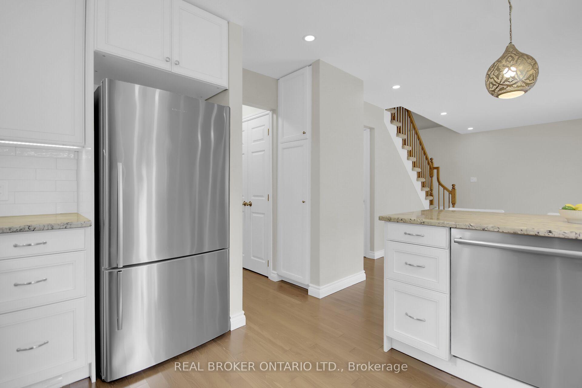 Photo 7 of 130 Chimo Drive, Ottawa, Kanata - Katimavik — HOMEH