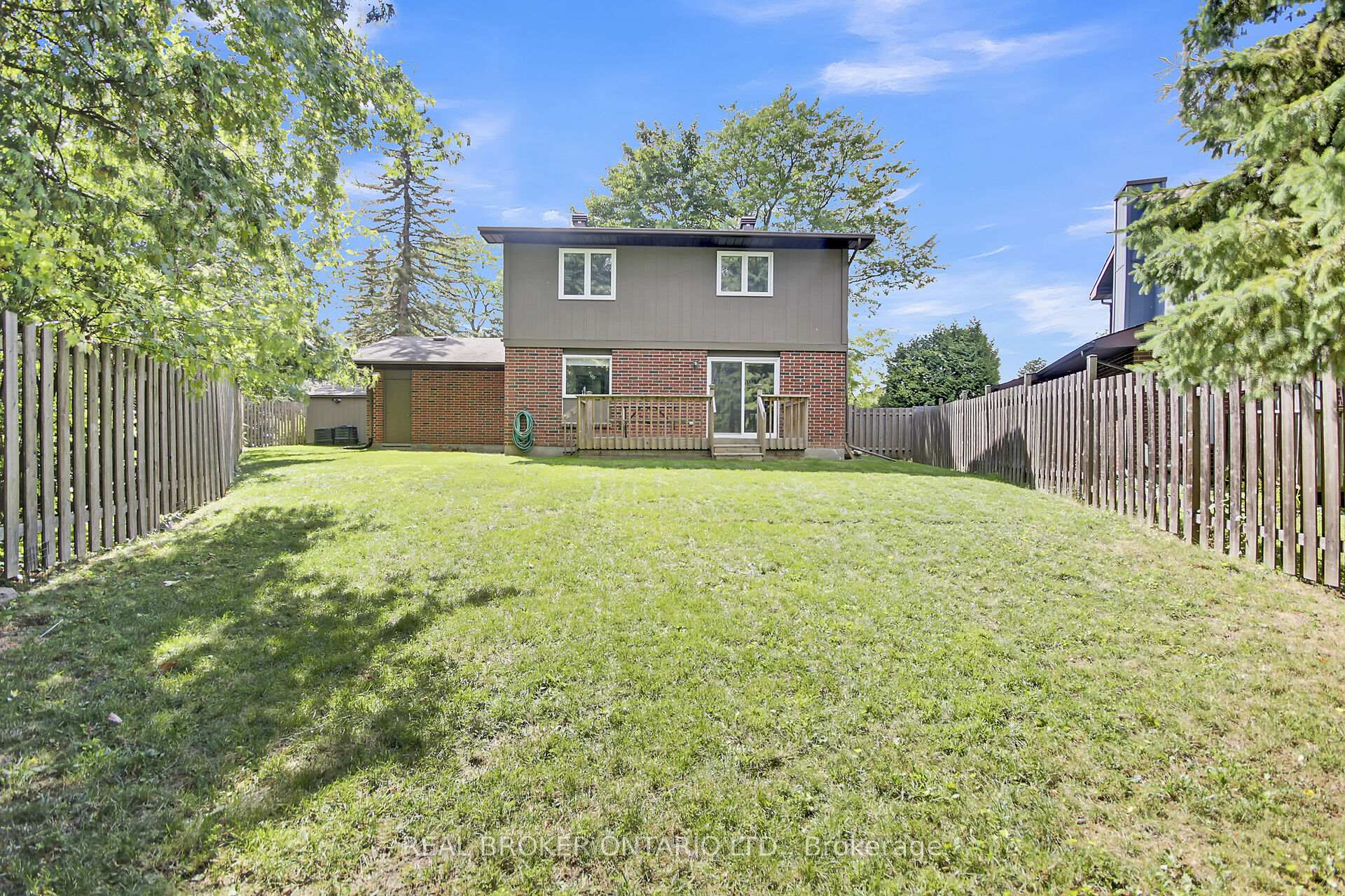 Photo 31 of 130 Chimo Drive, Ottawa, Kanata - Katimavik — HOMEH