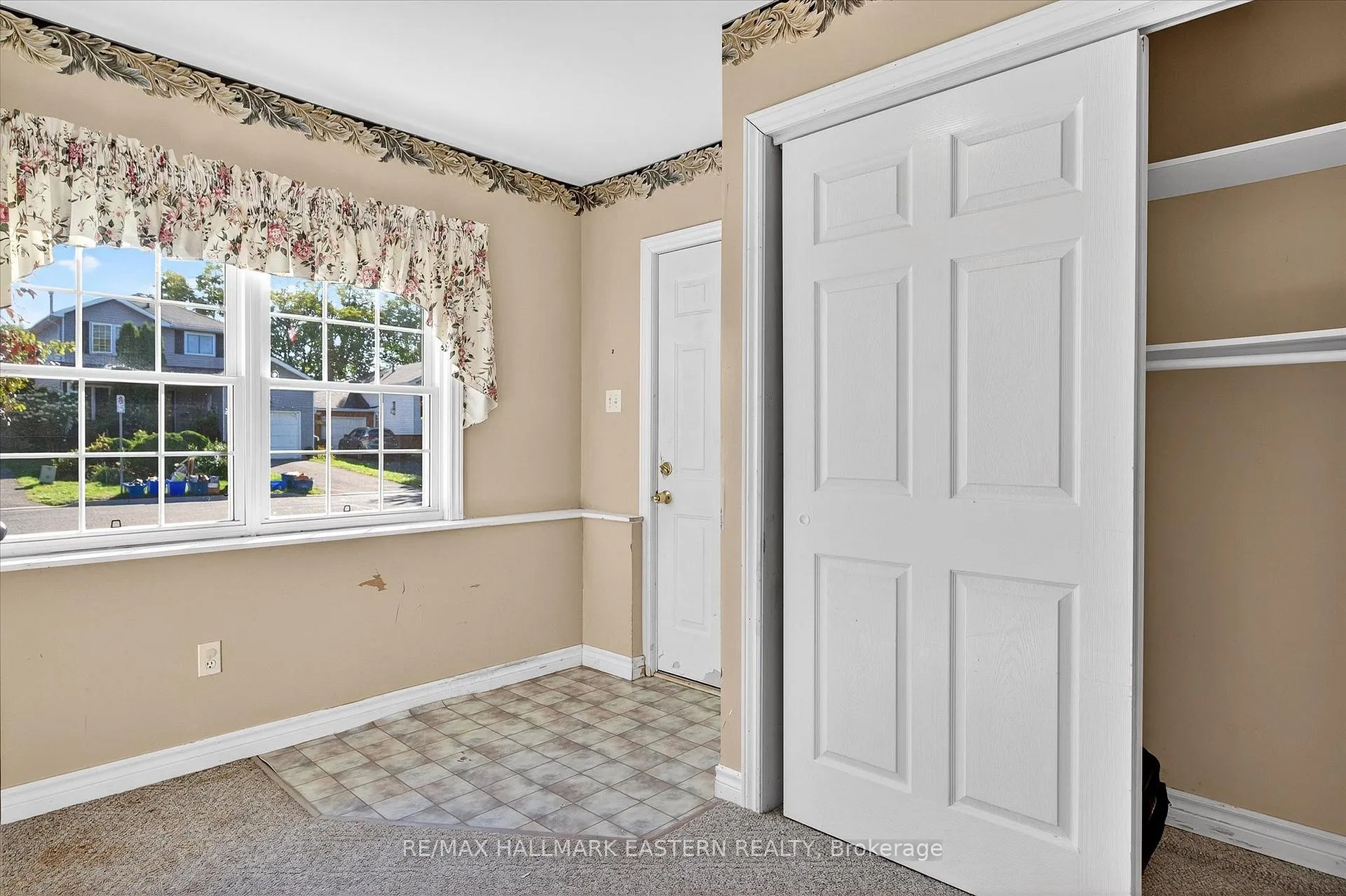 Photo 29 of 1200 Huntington Circle, Peterborough, Otonabee Ward 1 — HOMEH
