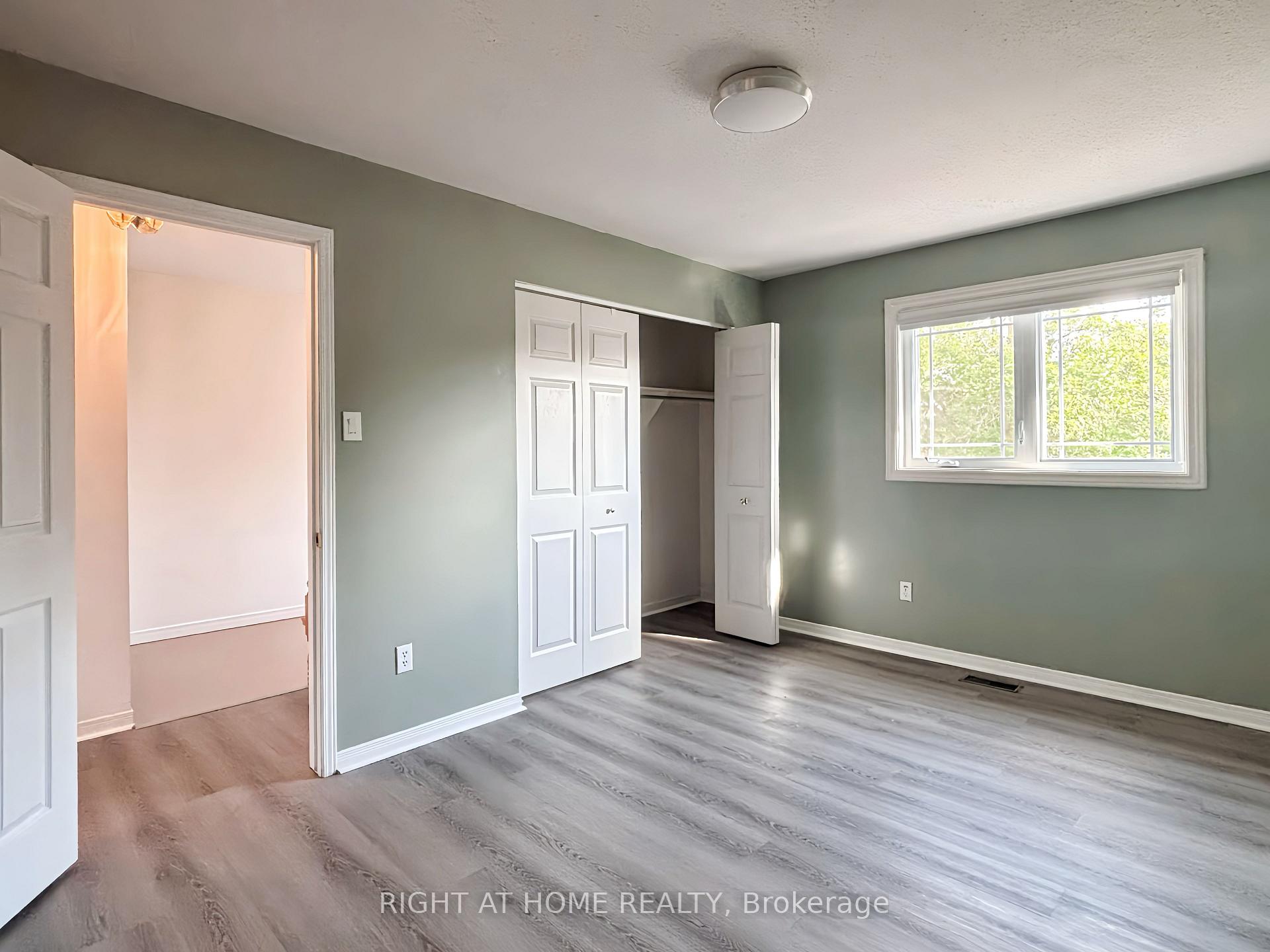Photo 13 of 23 Harrington Court, Ottawa, Kanata - Kanata Lakes/Heritage Hills — HOMEH
