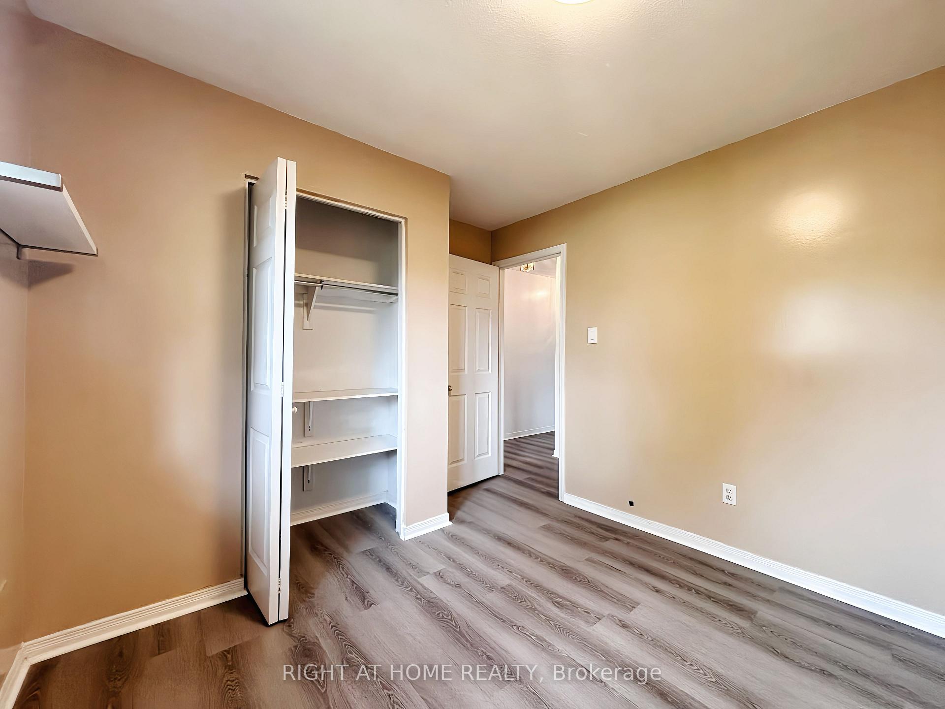 Photo 18 of 23 Harrington Court, Ottawa, Kanata - Kanata Lakes/Heritage Hills — HOMEH