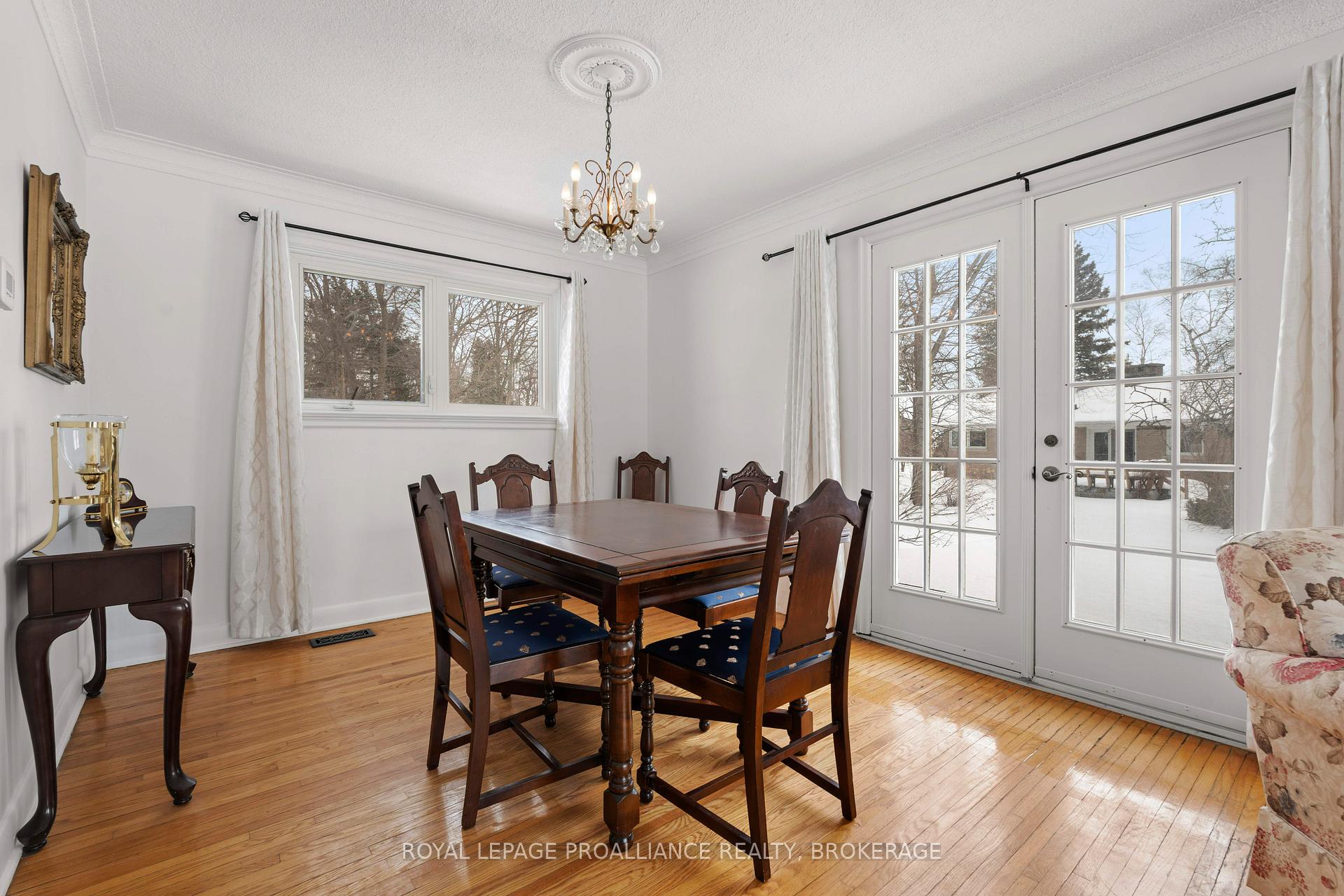 Photo 13 of 3 Fairfield Boulevard, Loyalist, Amherstview — HOMEH