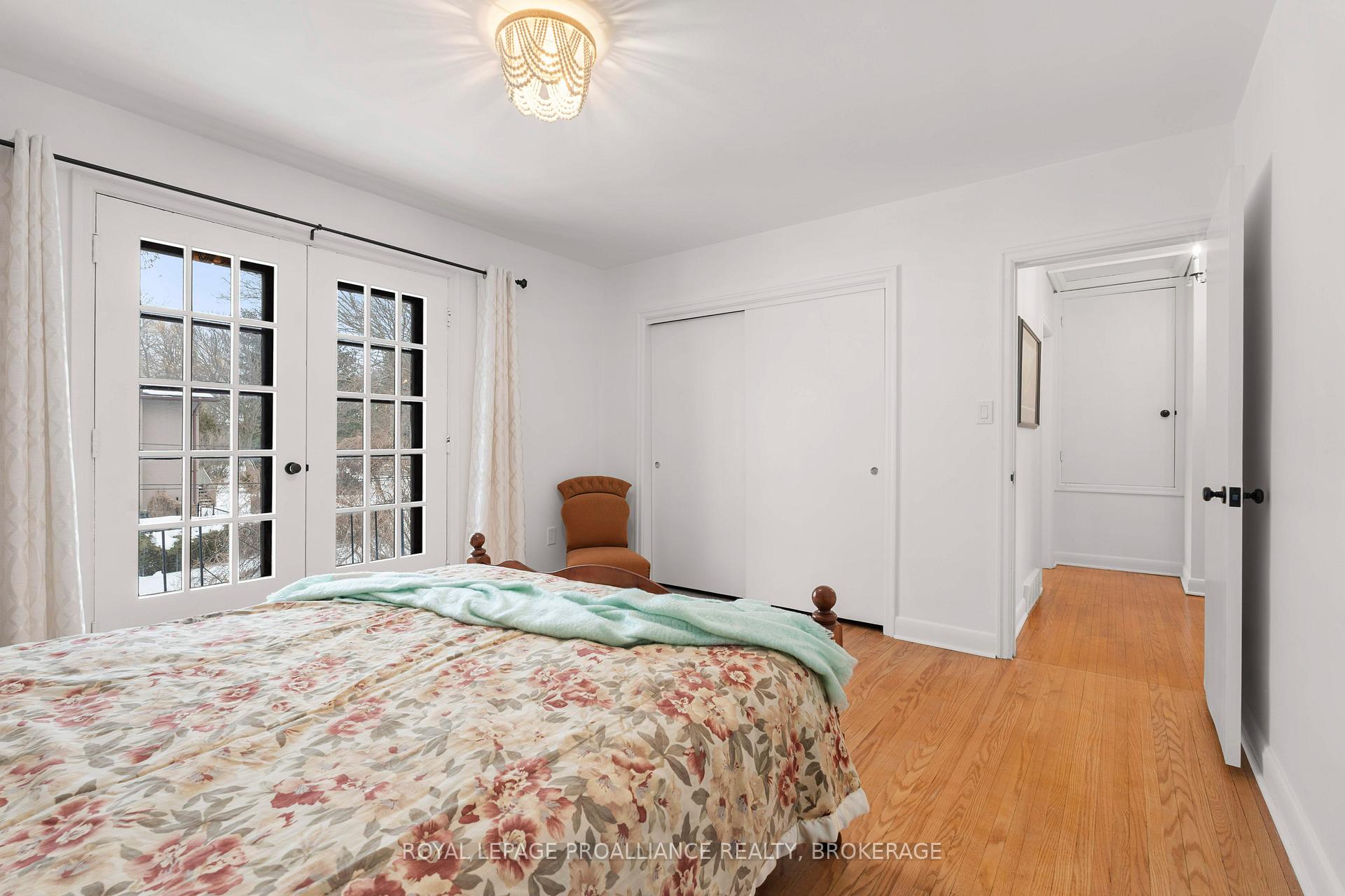 Photo 26 of 3 Fairfield Boulevard, Loyalist, Amherstview — HOMEH