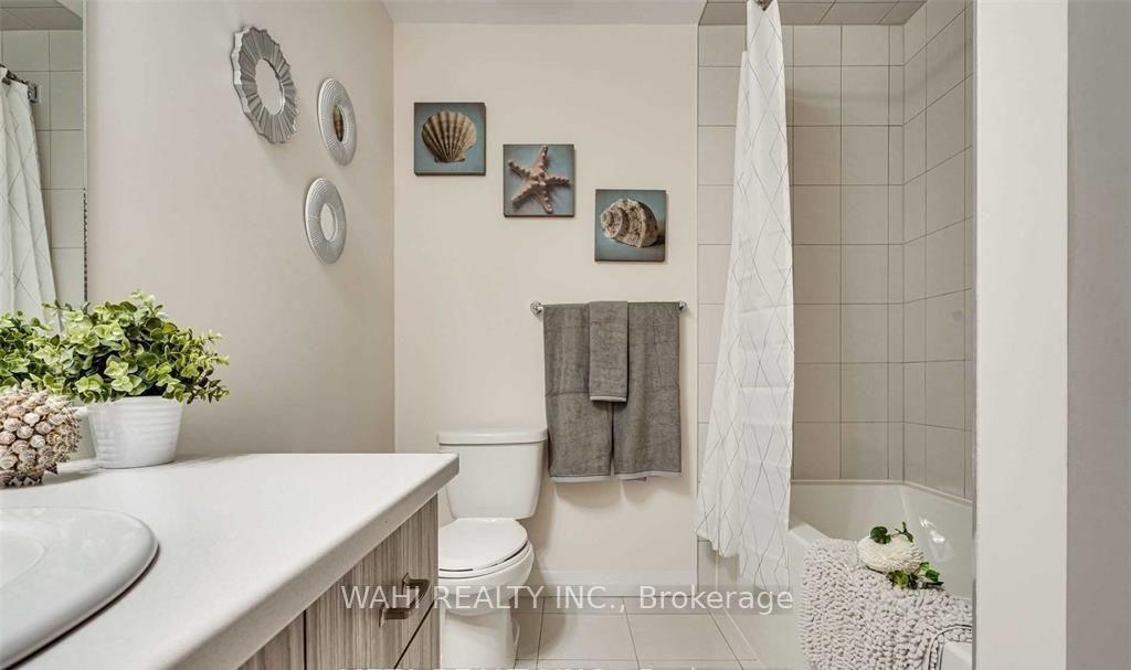 Photo 6 of 117 Greenwich Avenue, Hamilton, Stoney Creek Mountain — HOMEH