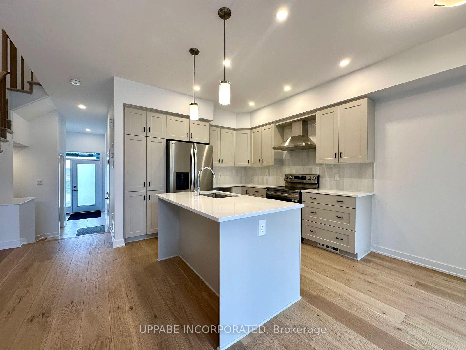 Photo 2 of 171 Bliss Crescent, Ottawa, Kanata - Emerald Meadows/Trailwest — HOMEH