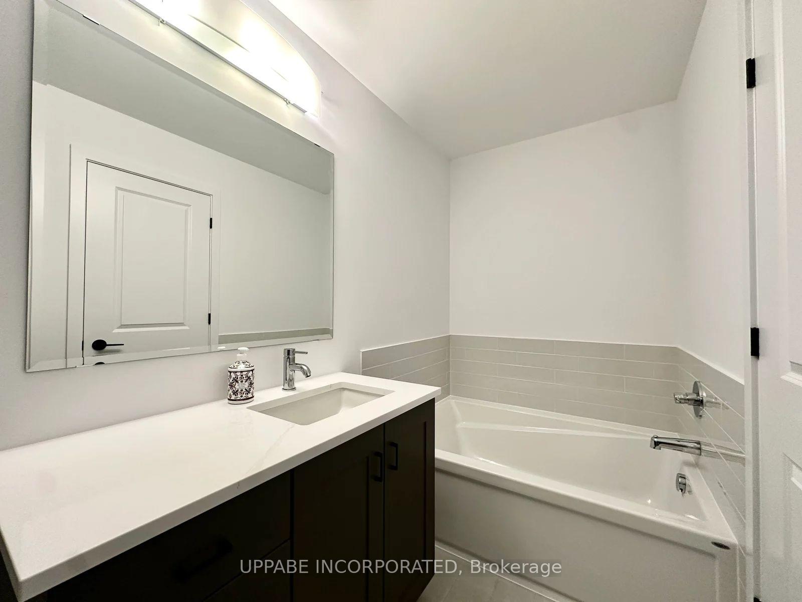 Photo 10 of 171 Bliss Crescent, Ottawa, Kanata - Emerald Meadows/Trailwest — HOMEH