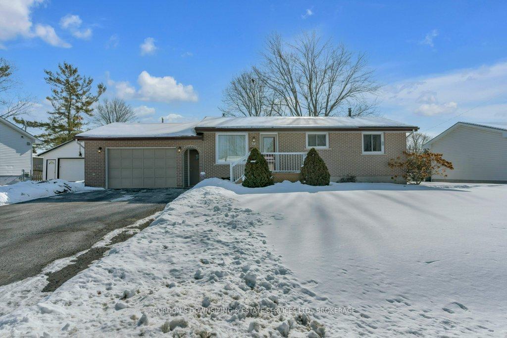 Photo 1 of 34 Asbury Road, Loyalist, Amherstview — HOMEH