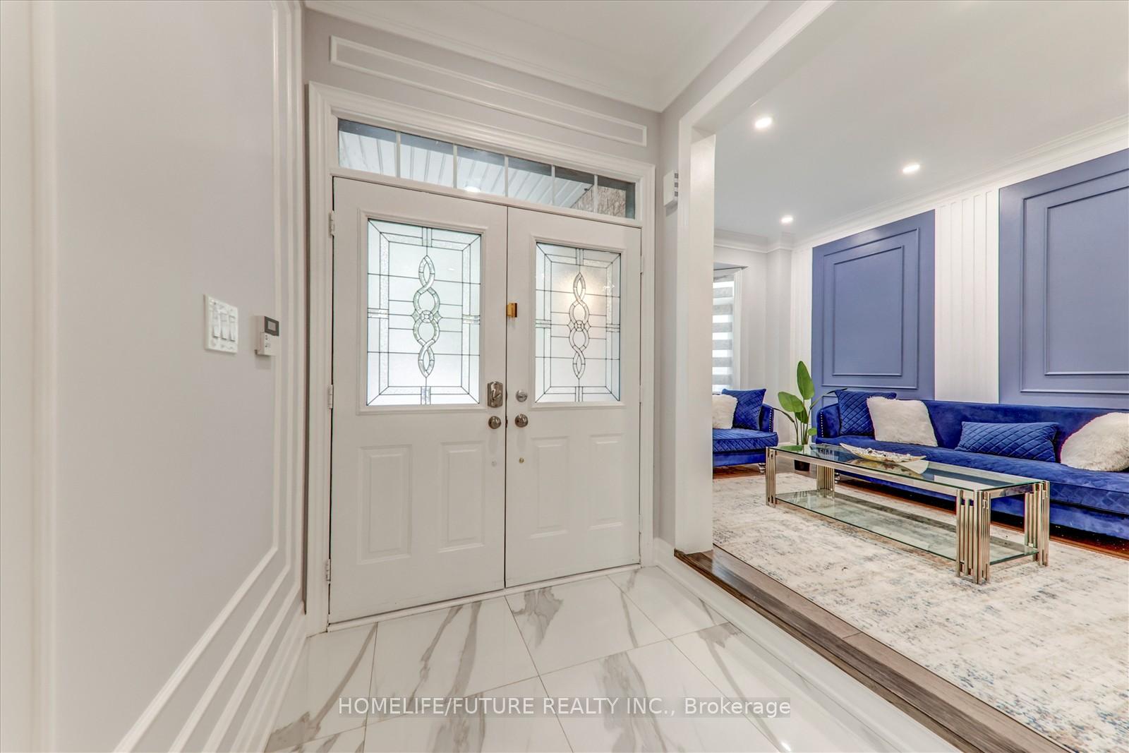 Photo 3 of 25 Donhaven Road, Markham, Greensborough — HOMEH