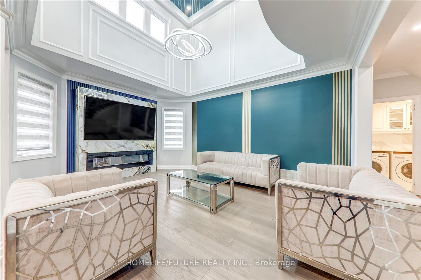Photo 13 of 25 Donhaven Road, Markham, Greensborough — HOMEH