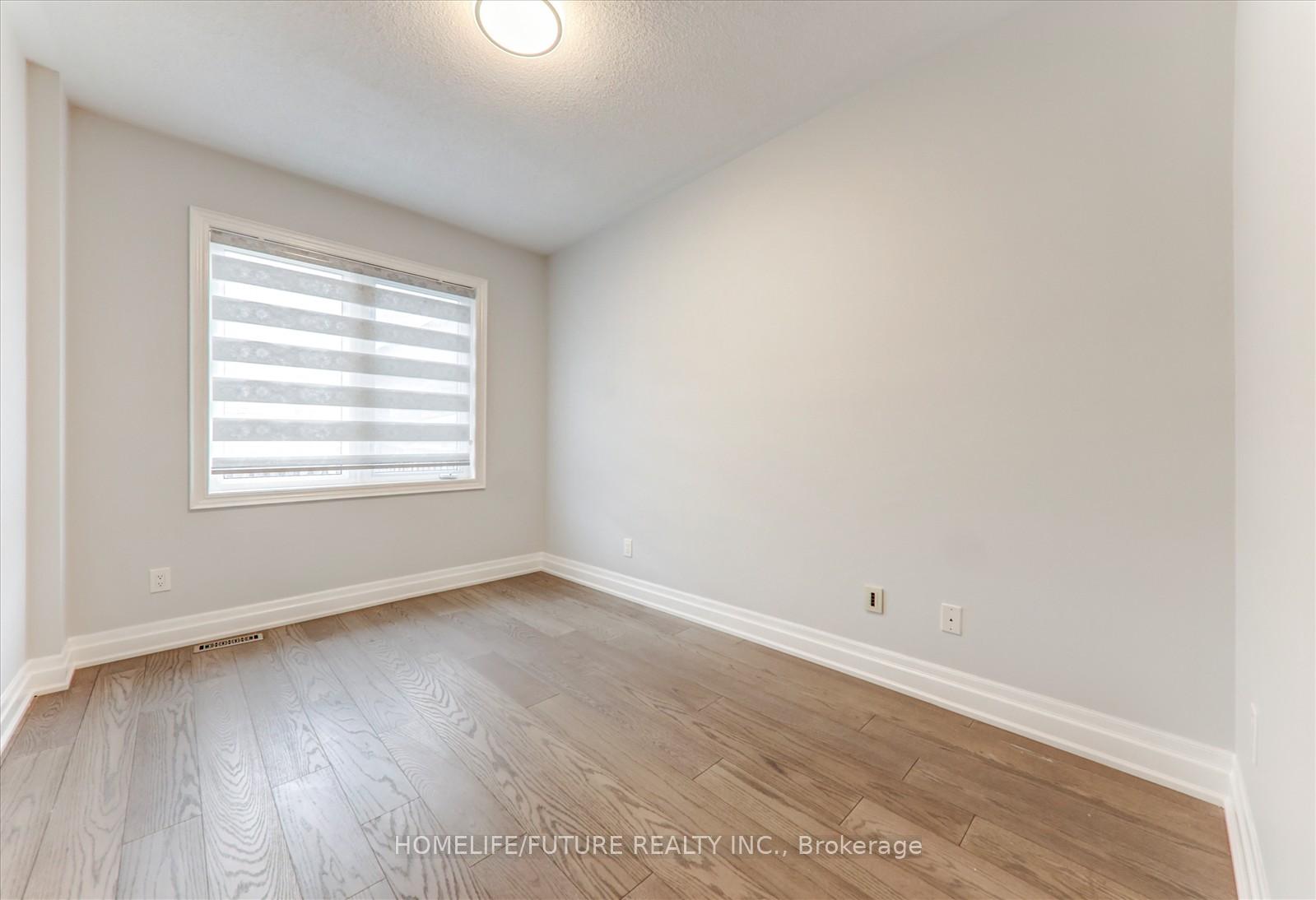 Photo 16 of 25 Donhaven Road, Markham, Greensborough — HOMEH