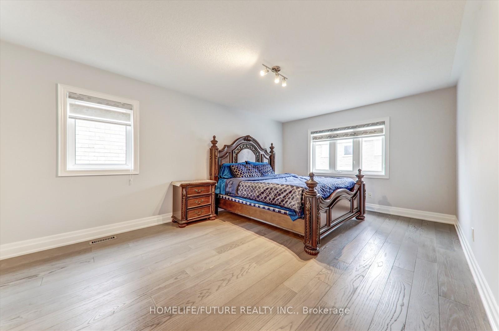 Photo 22 of 25 Donhaven Road, Markham, Greensborough — HOMEH