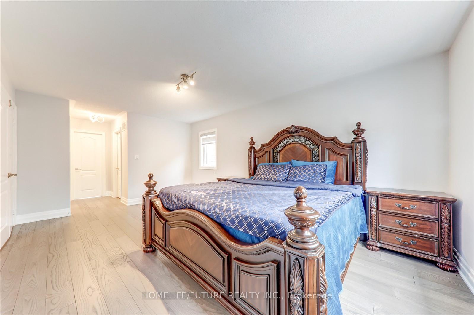 Photo 24 of 25 Donhaven Road, Markham, Greensborough — HOMEH