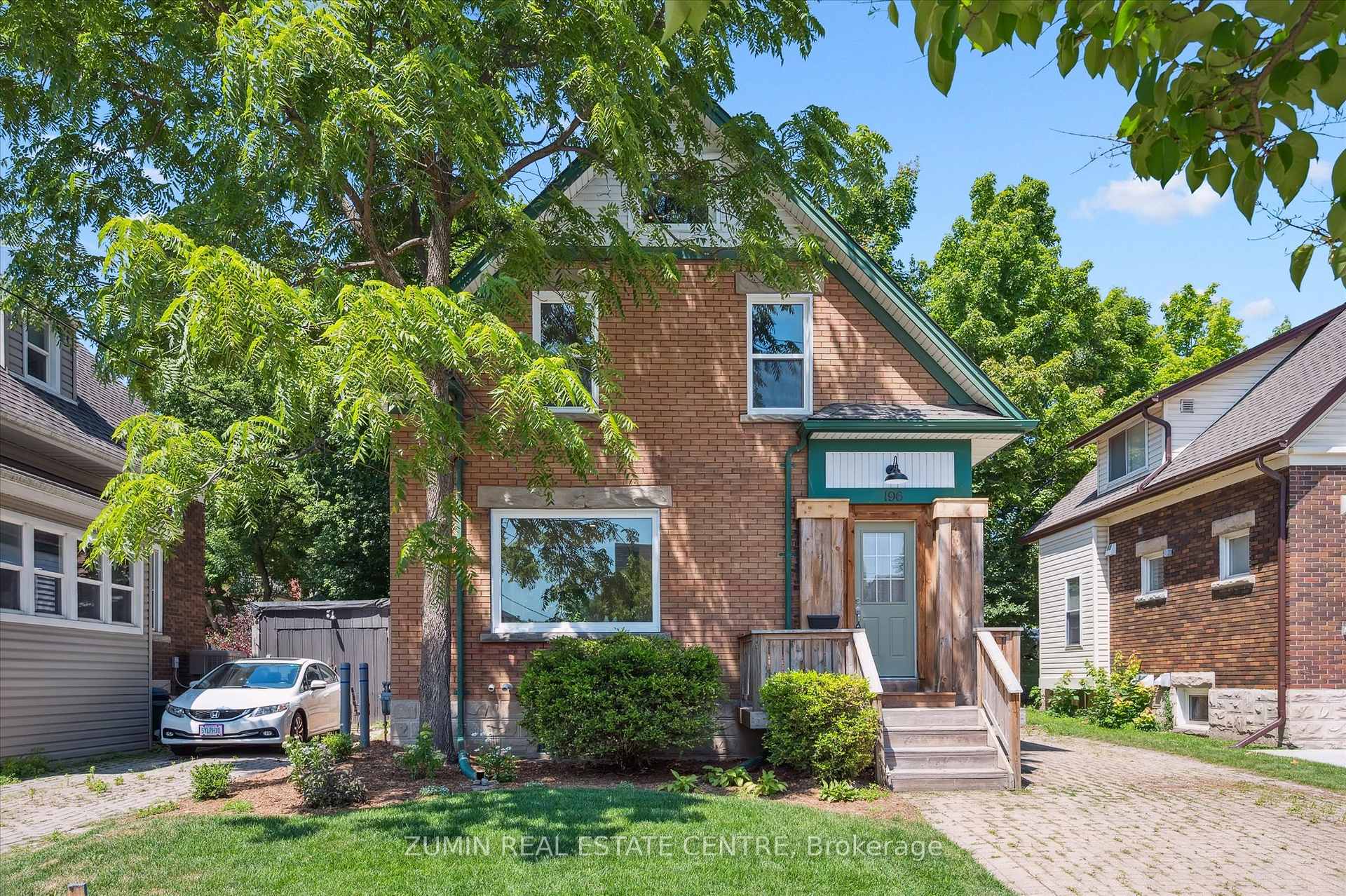 Photo 2 of 196 Kent Avenue, Kitchener — HOMEH