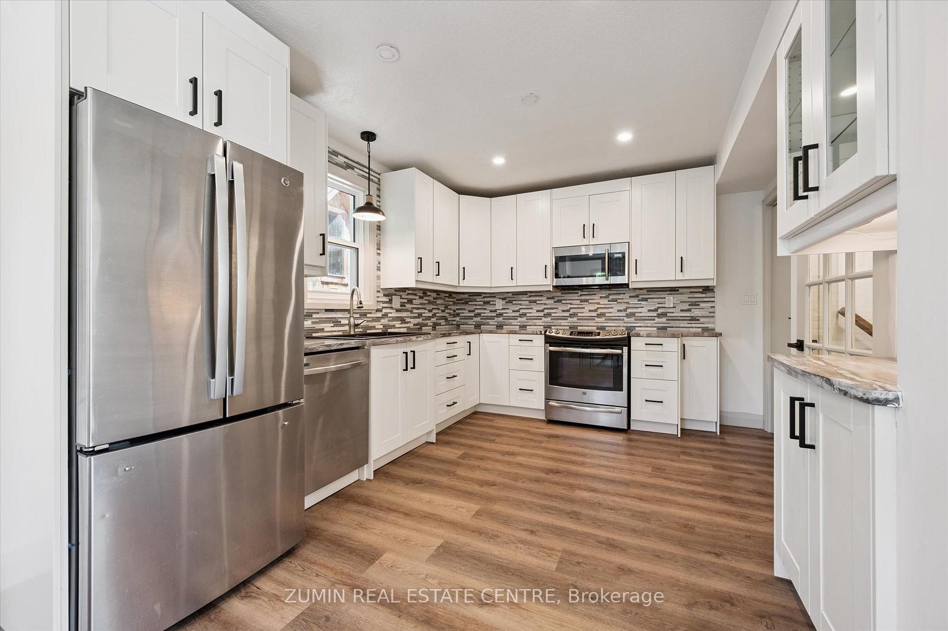 Photo 14 of 196 Kent Avenue, Kitchener — HOMEH