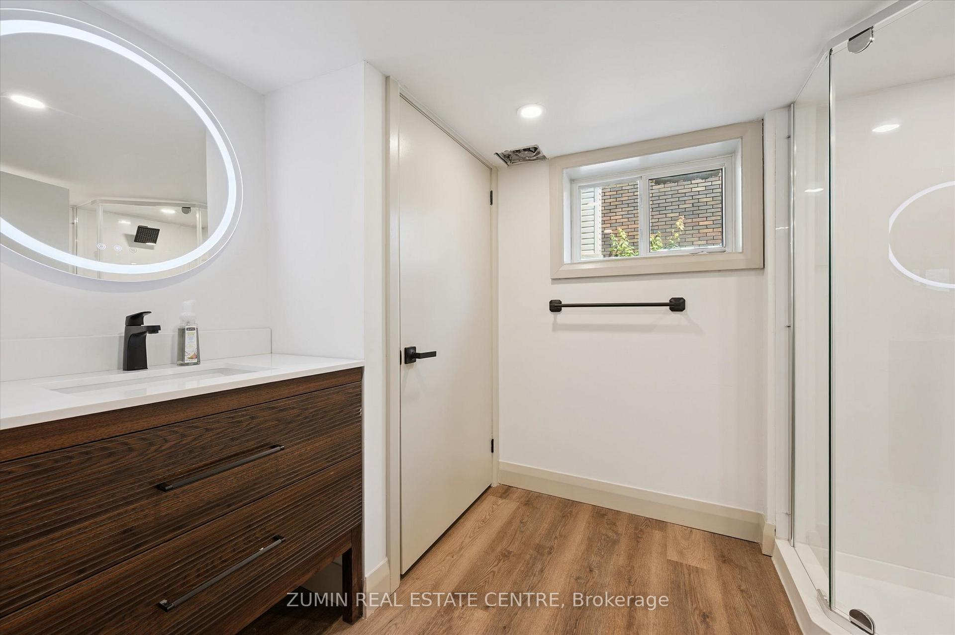 Photo 31 of 196 Kent Avenue, Kitchener — HOMEH