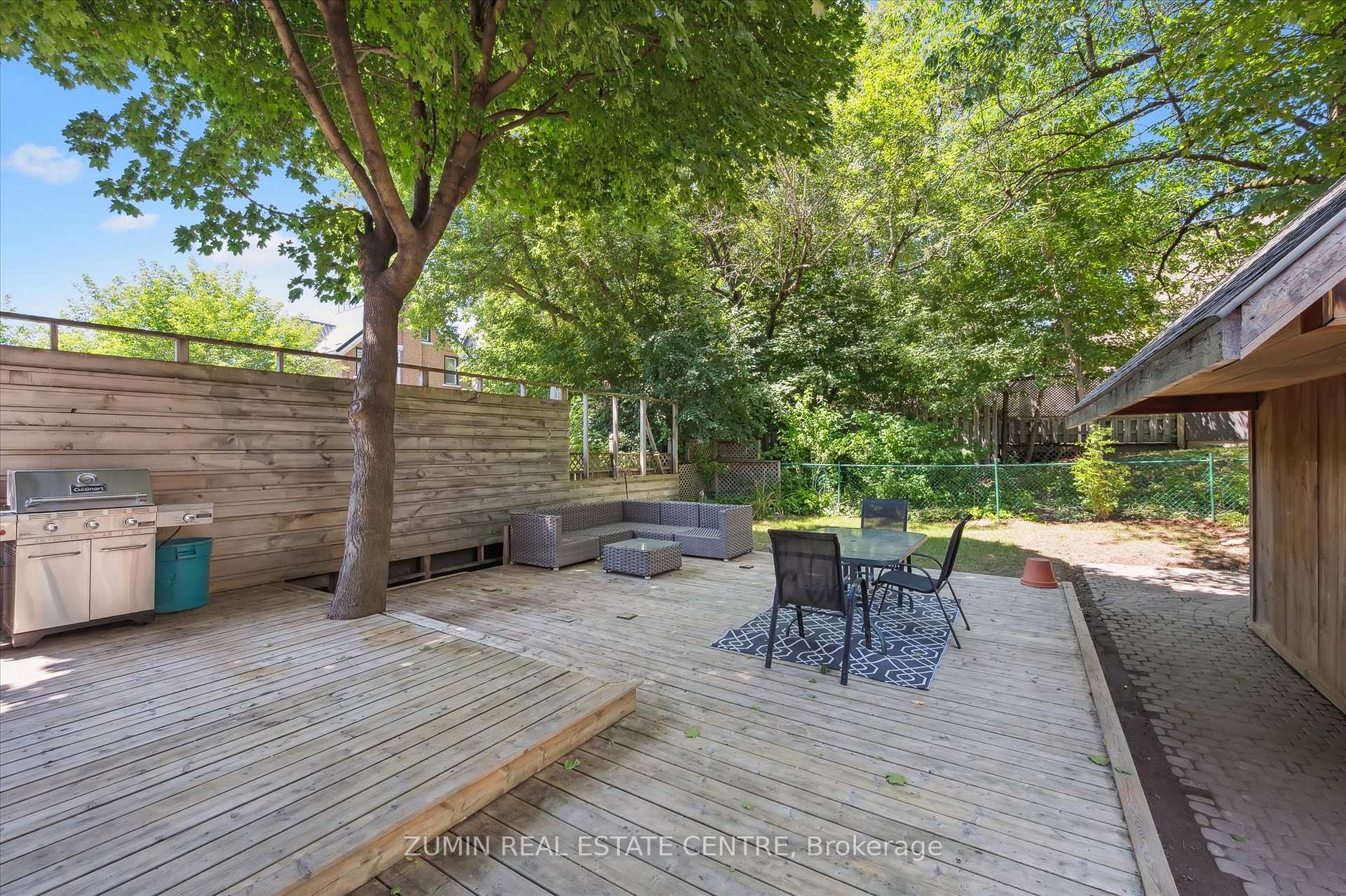 Photo 35 of 196 Kent Avenue, Kitchener — HOMEH