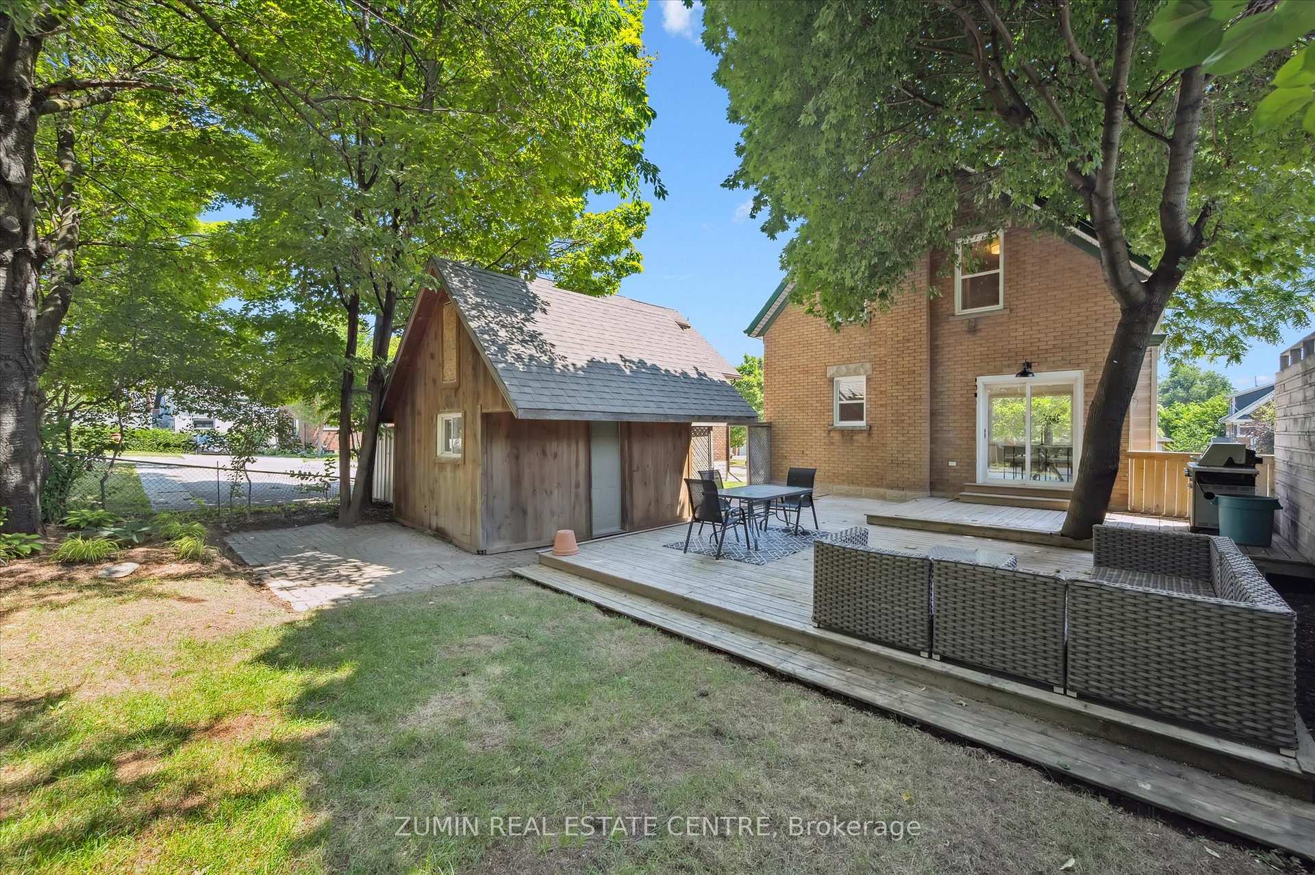 Photo 37 of 196 Kent Avenue, Kitchener — HOMEH
