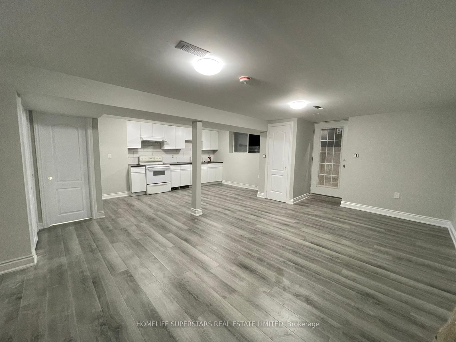 Photo 3 of 43 Oldfield Drive, Kitchener, Idlewood — HOMEH