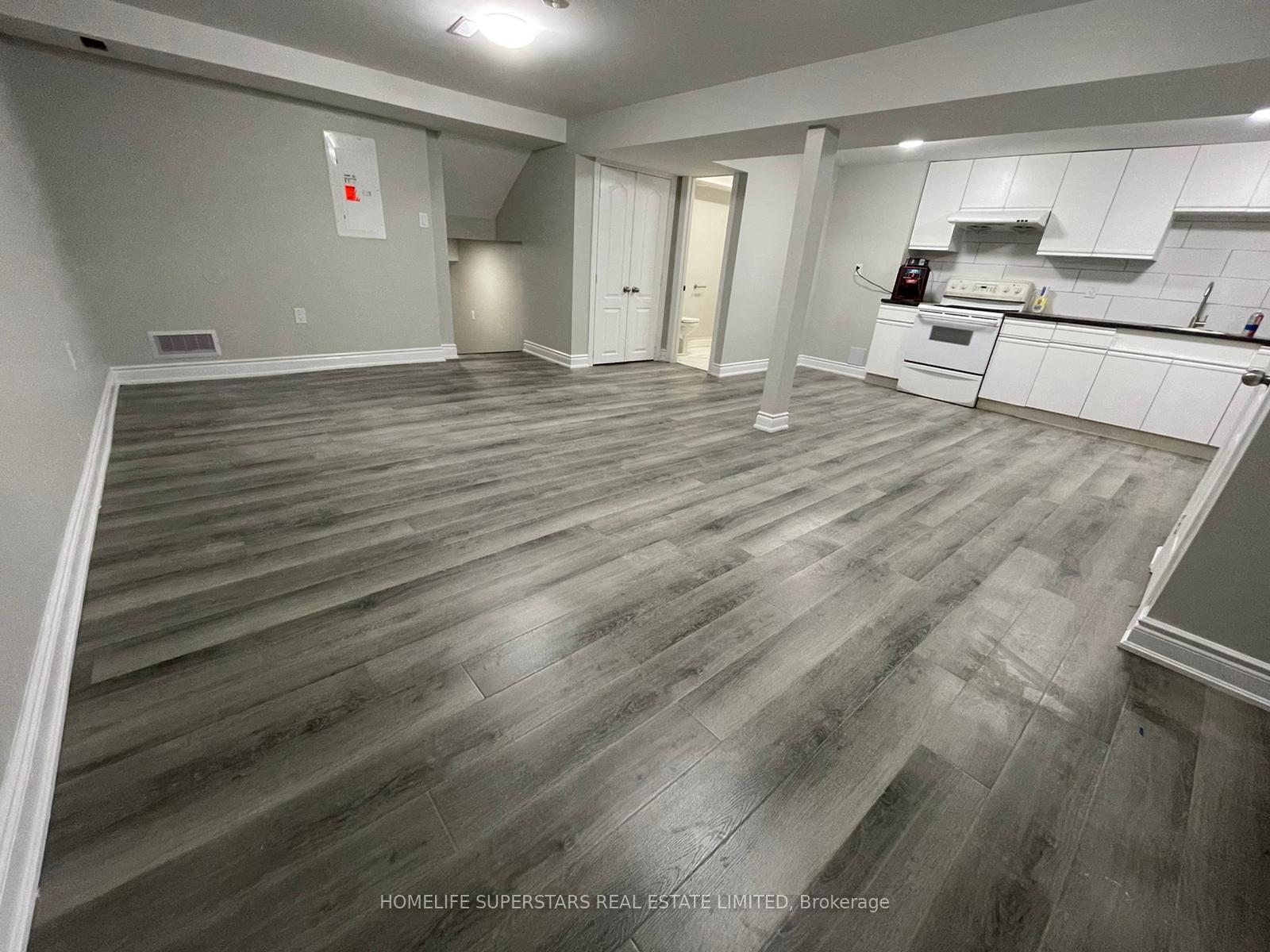 Photo 5 of 43 Oldfield Drive, Kitchener, Idlewood — HOMEH